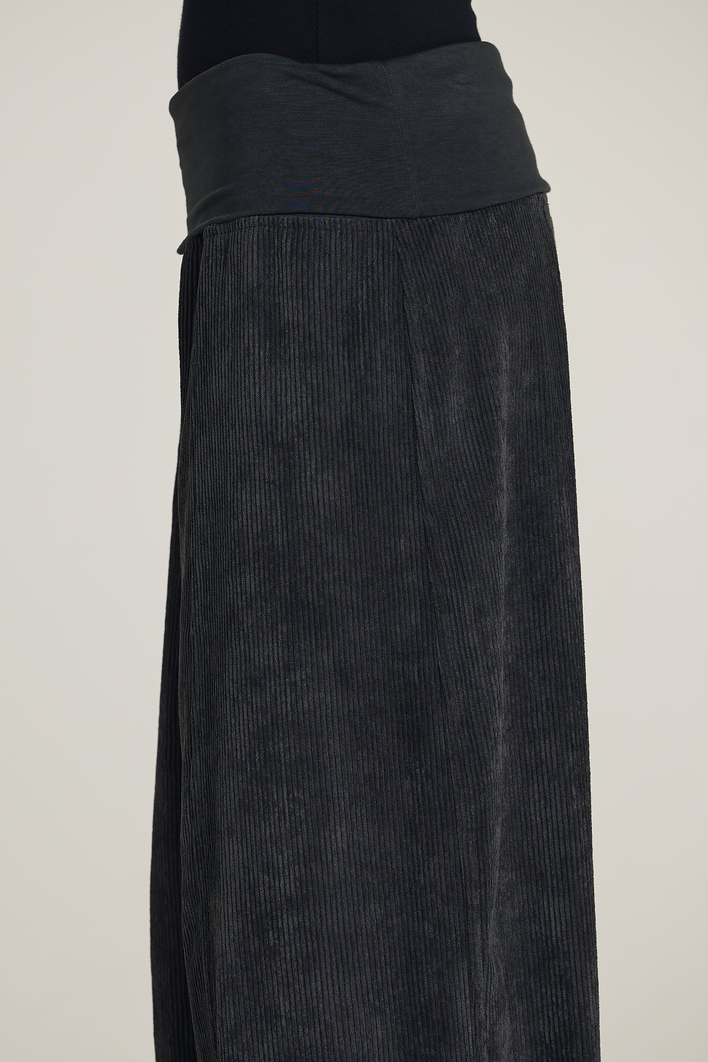 Long Pants With Elastic Waistband