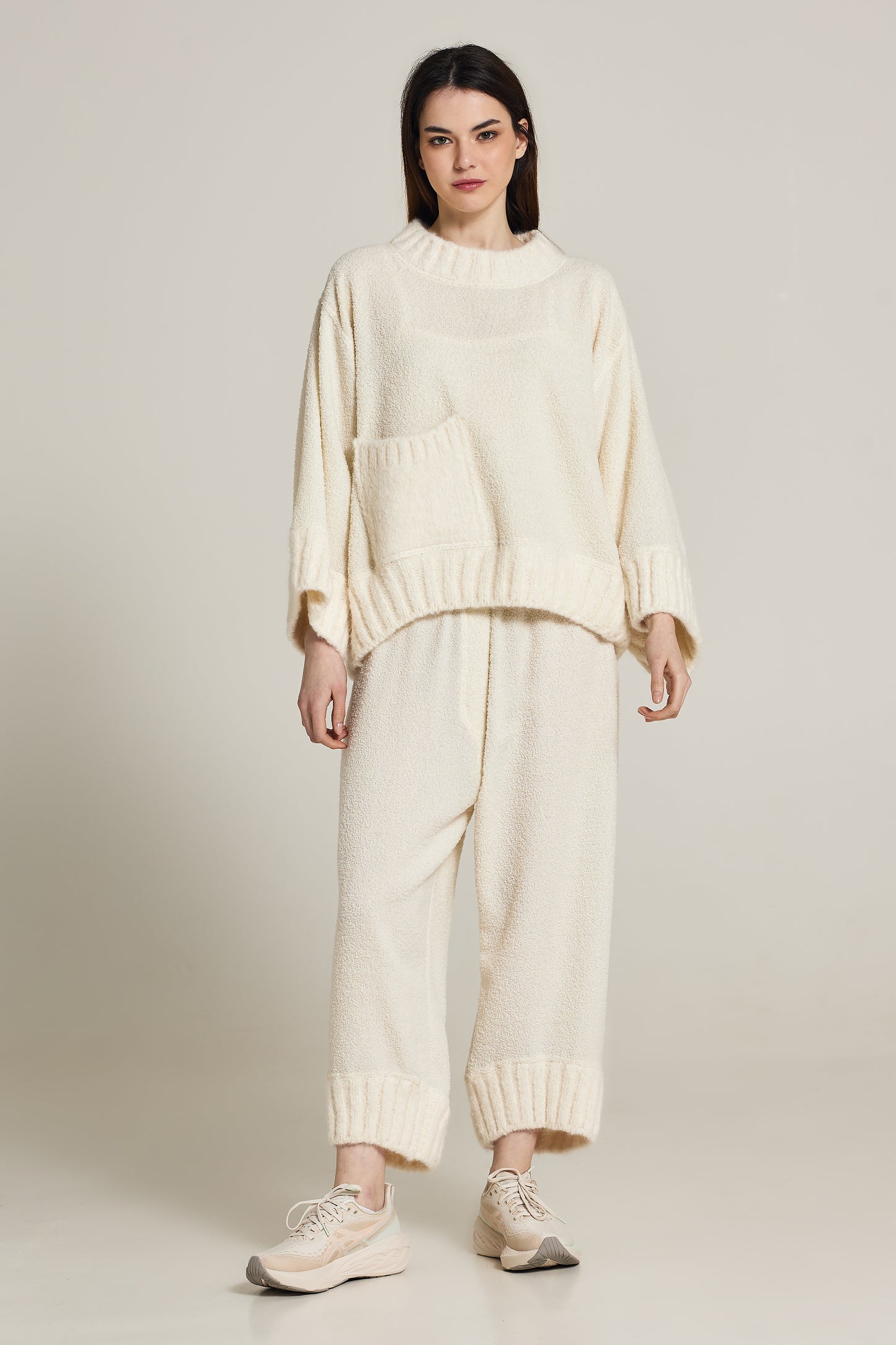 Knitwear Sweater With Side Pocket