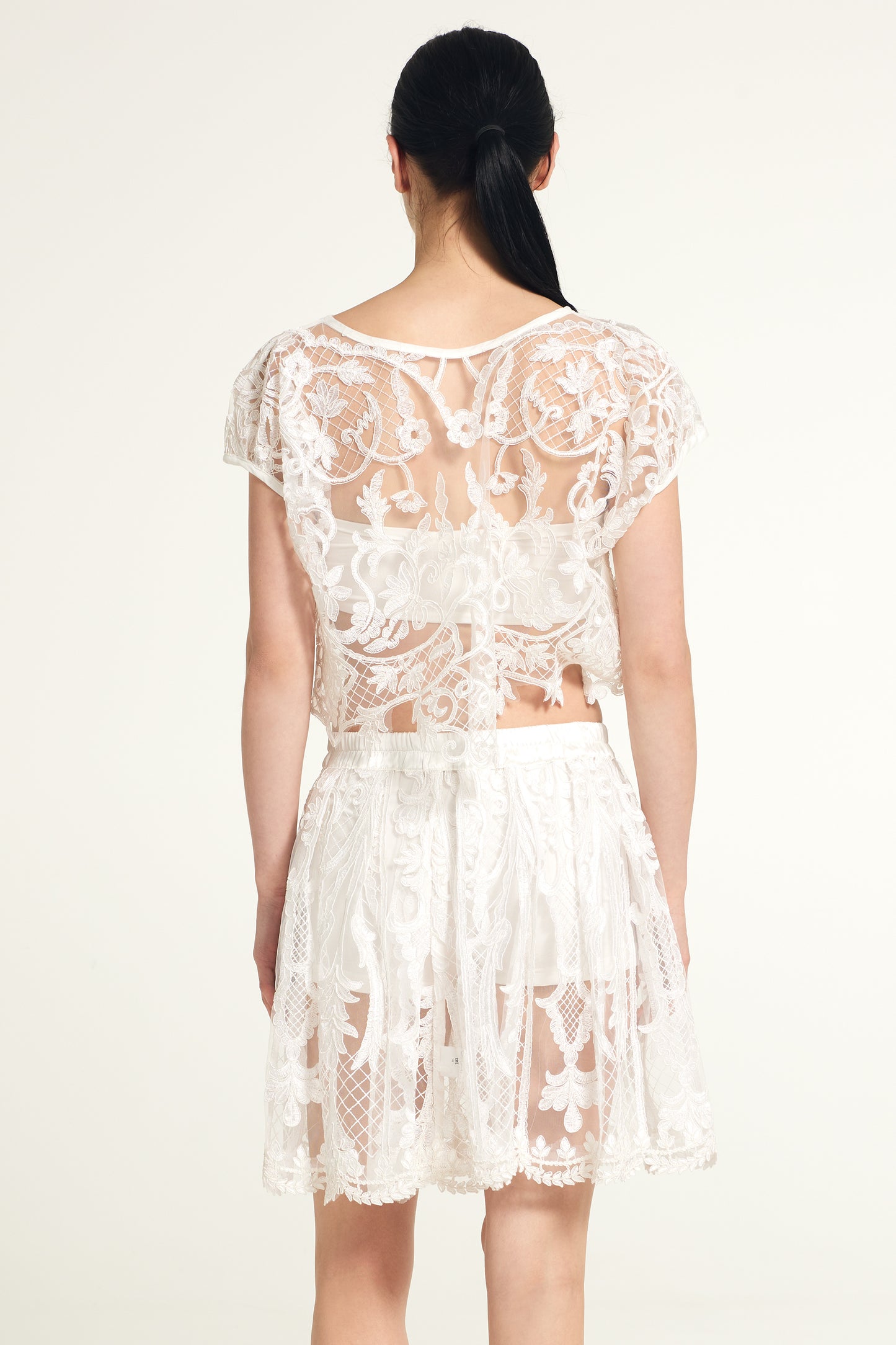 Lace skirt