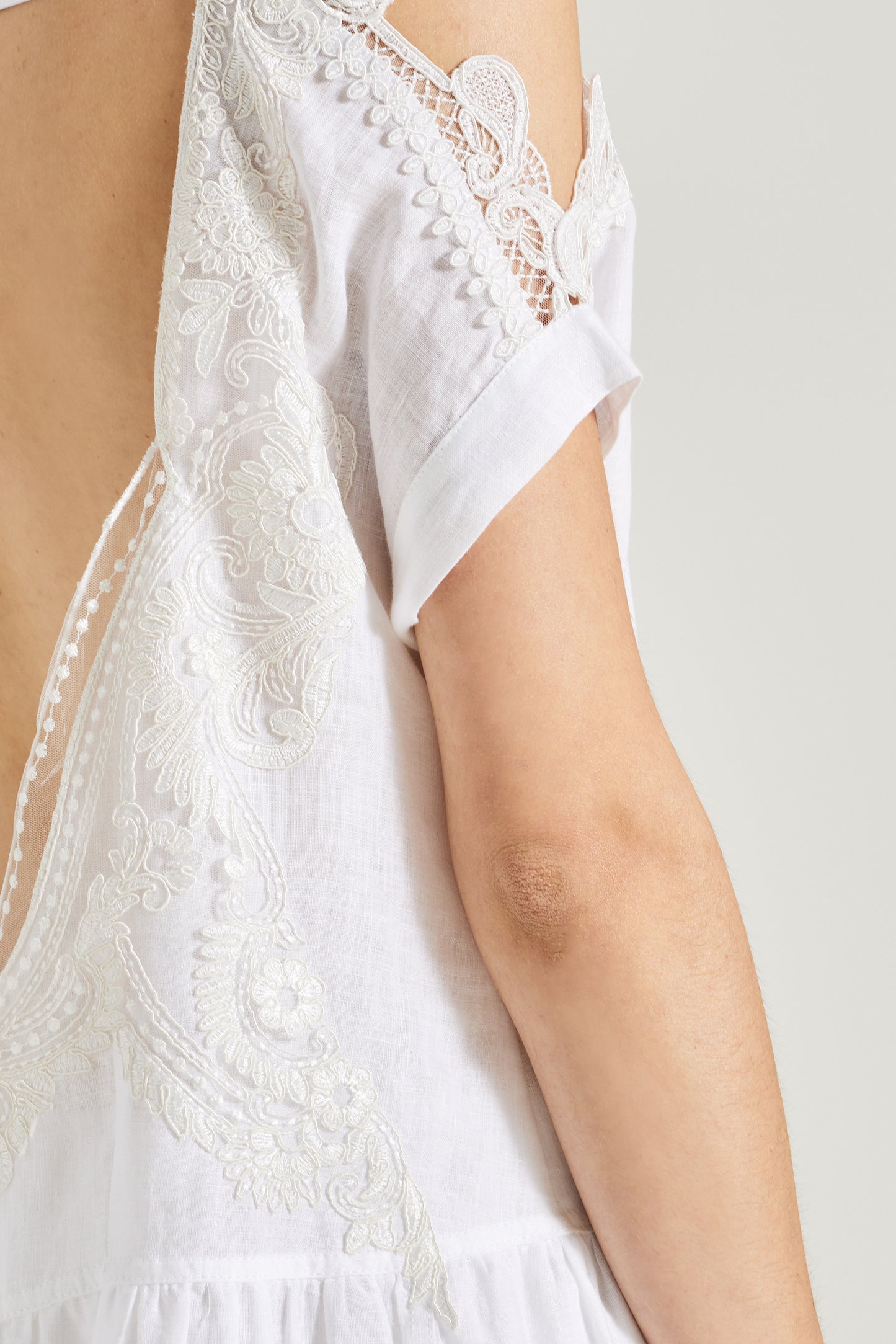 Linen Dress With Open Shoulder And Lace