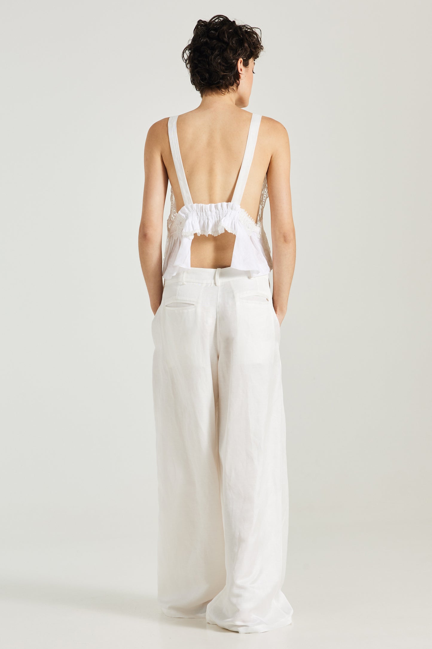 Sleeveless Top With Lace And Open Lower Back