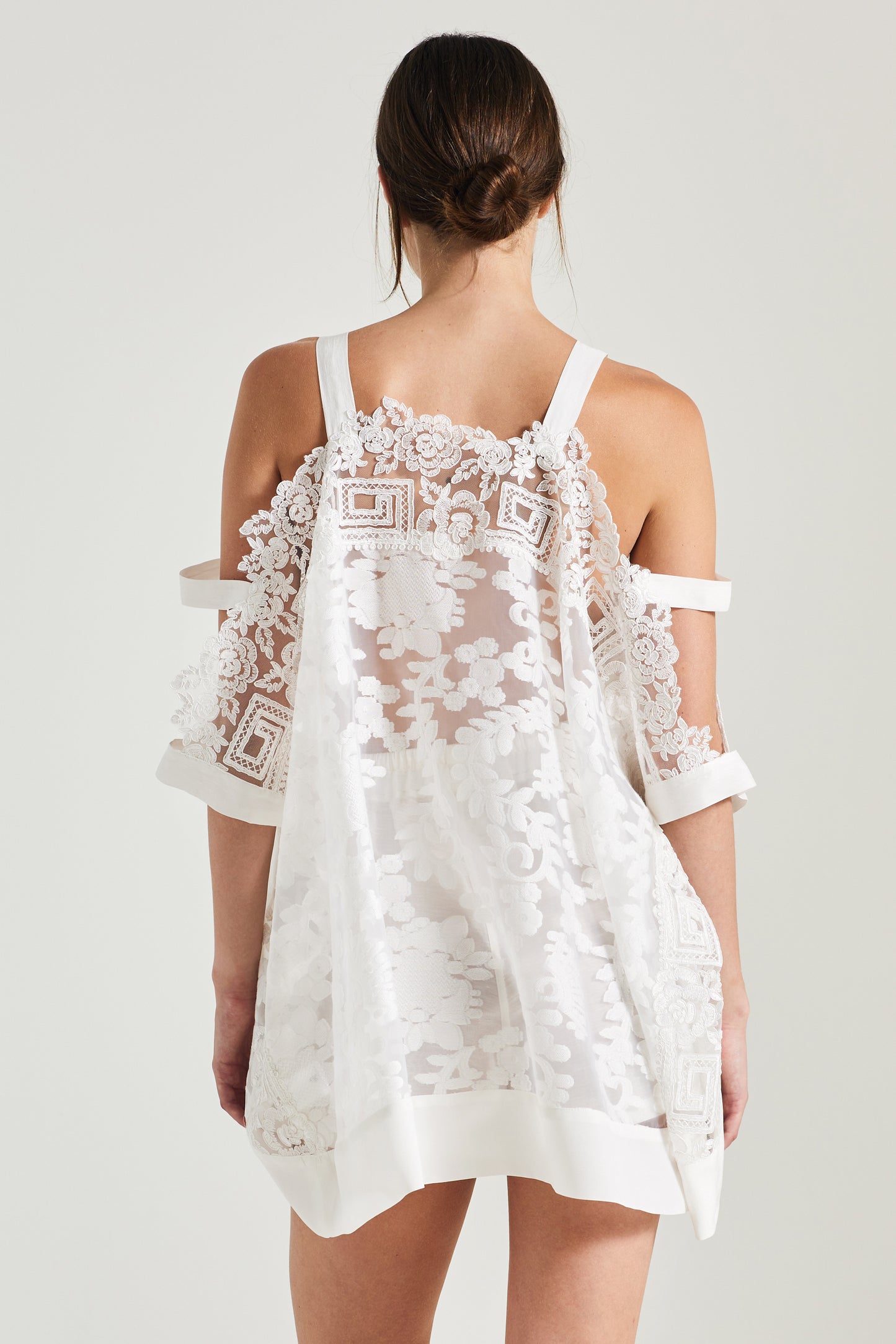 Open Shoulders Top With Lace