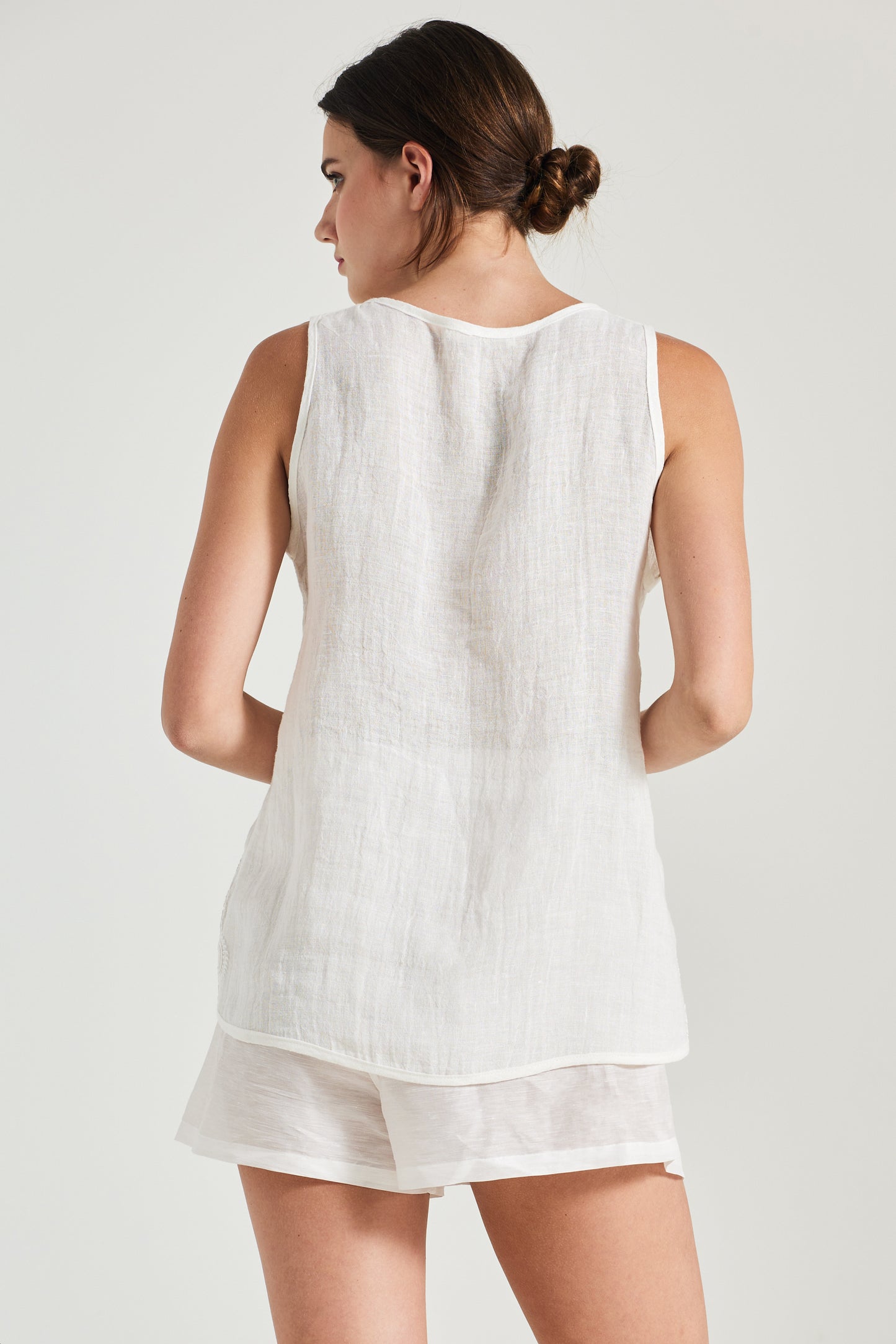Linen Shirt With V-Neck And Lace Bottom Details