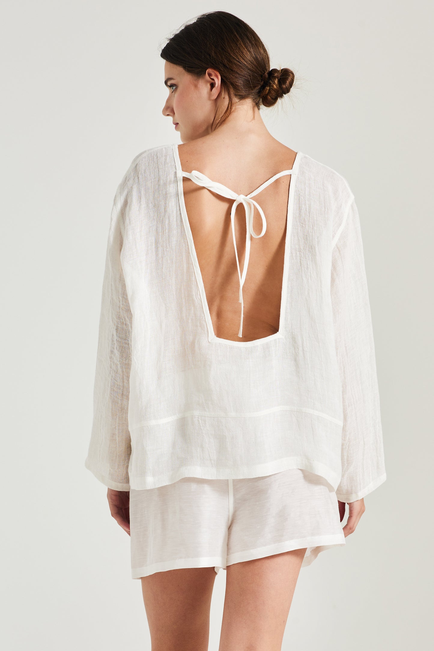 Linen Blouse With Open Back And Lace Details