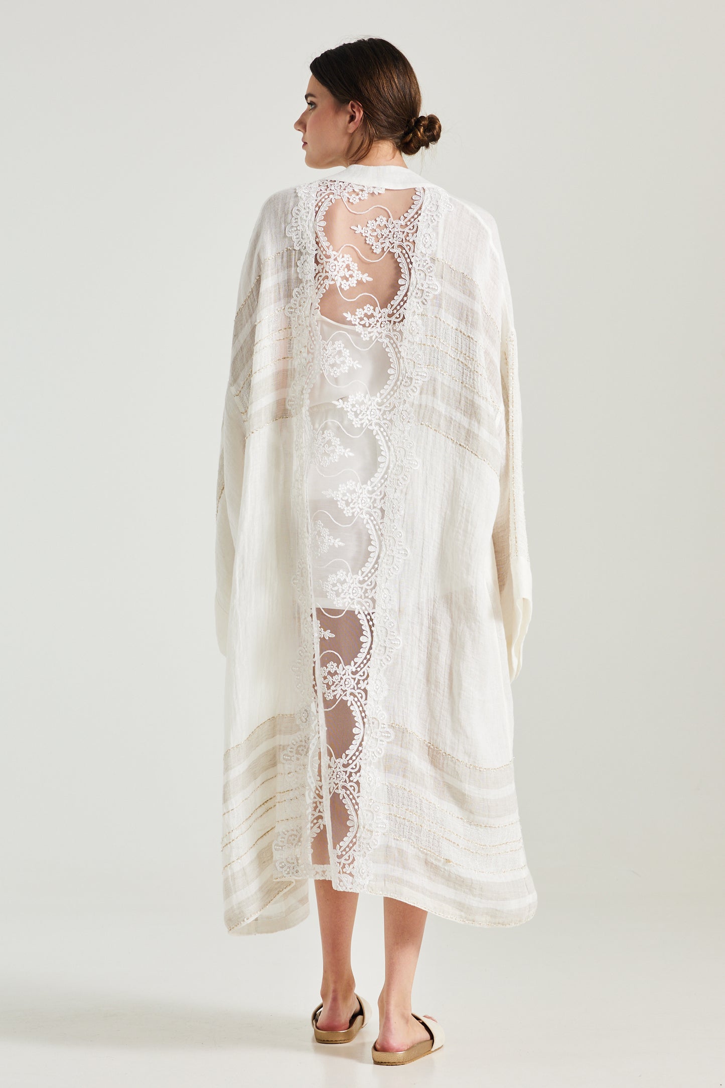 Linen Kimono With Back Transparent Lace Details