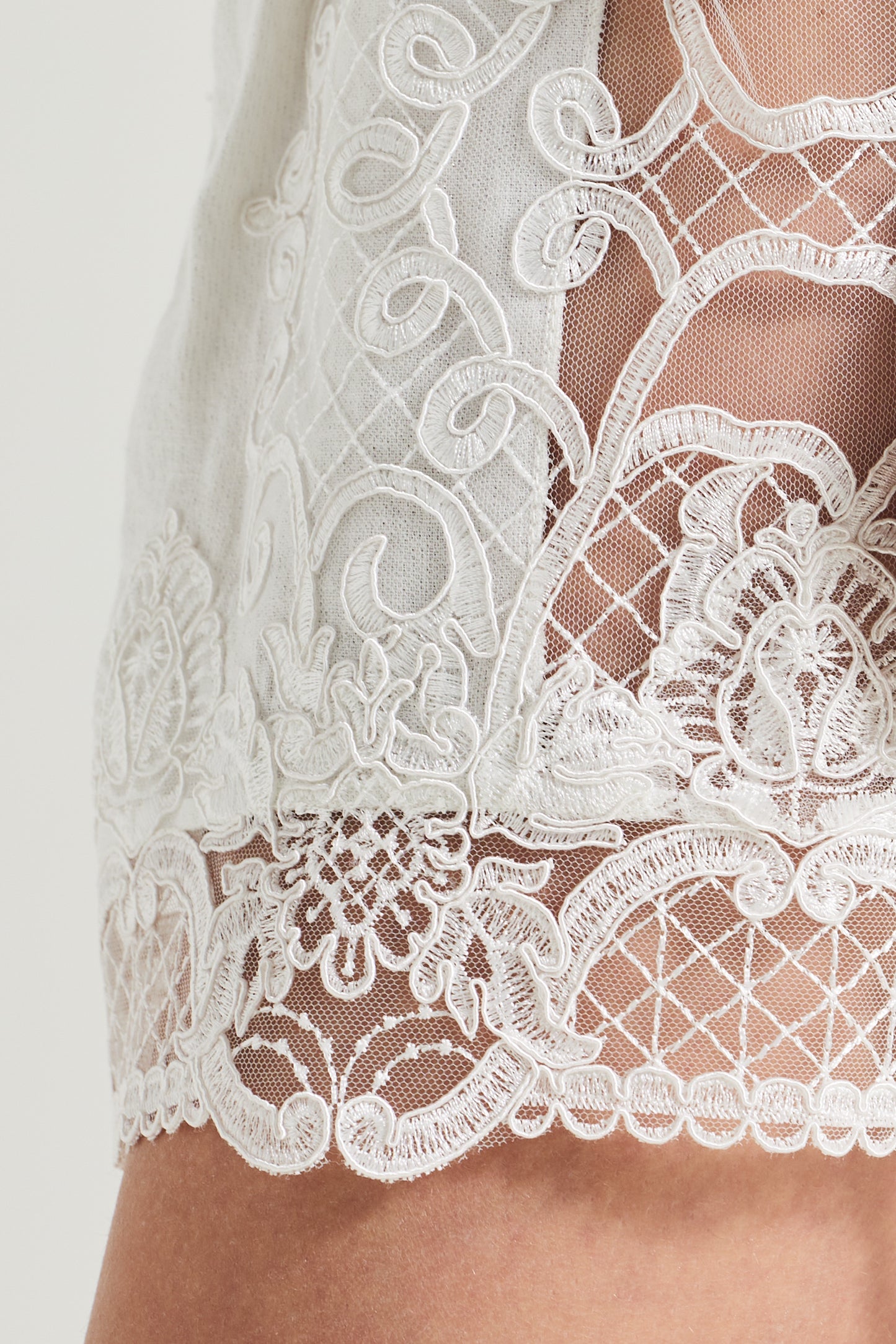 Linen Shorts With Lace Side And Bottom Details