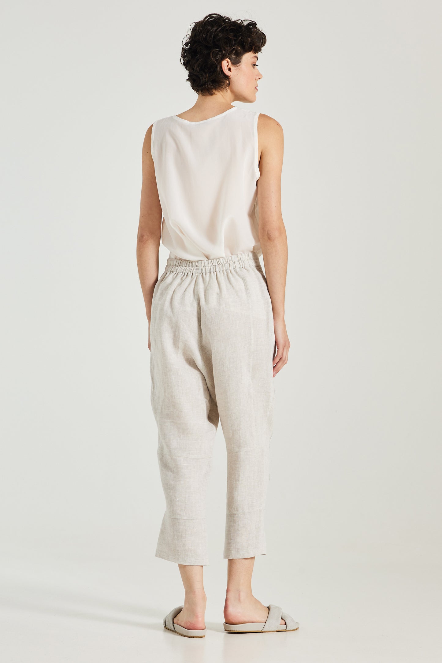 High Cuff Linen Trousers With Front Pleats