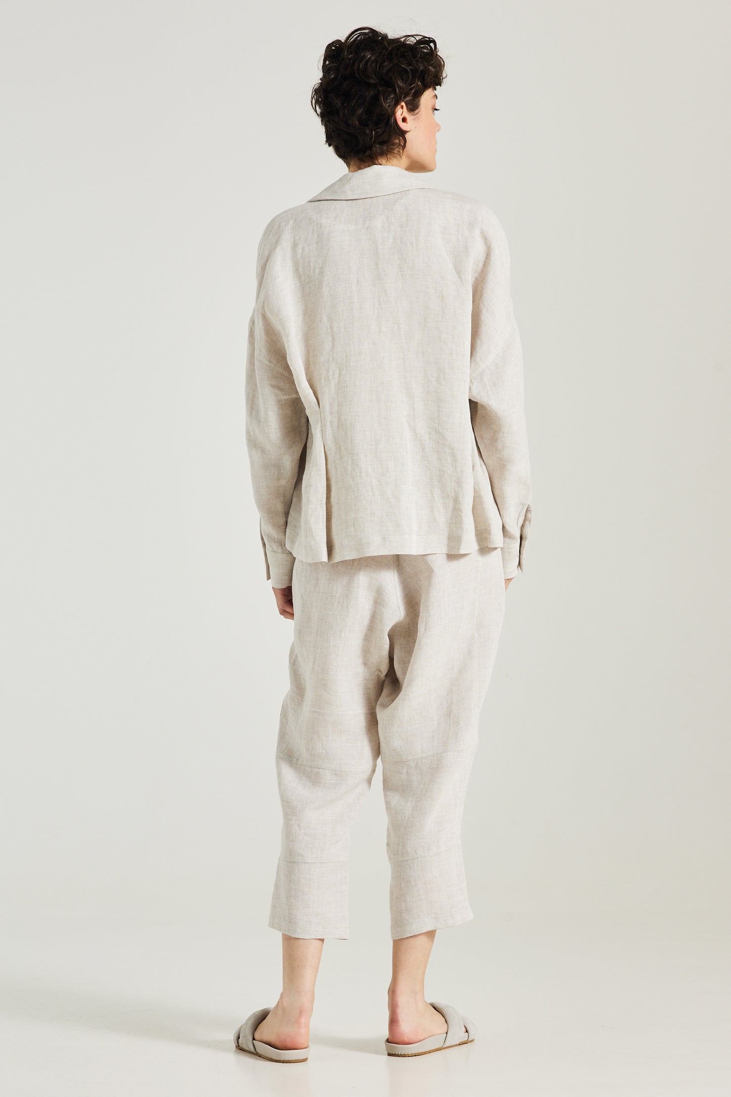 Linen Lapel Jacket With Button Closure
