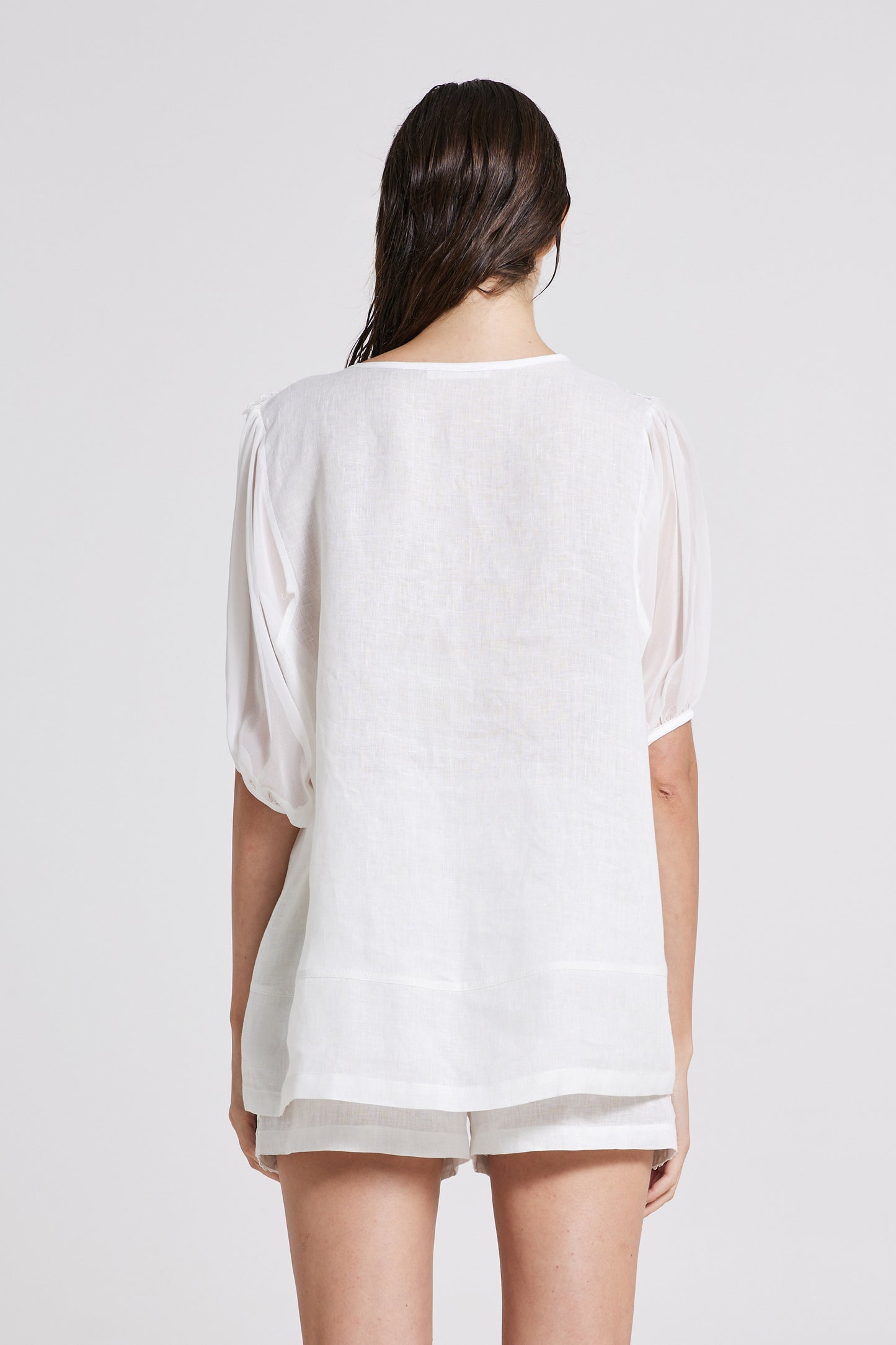 Linen Blouse With Above Elbow Sleeves