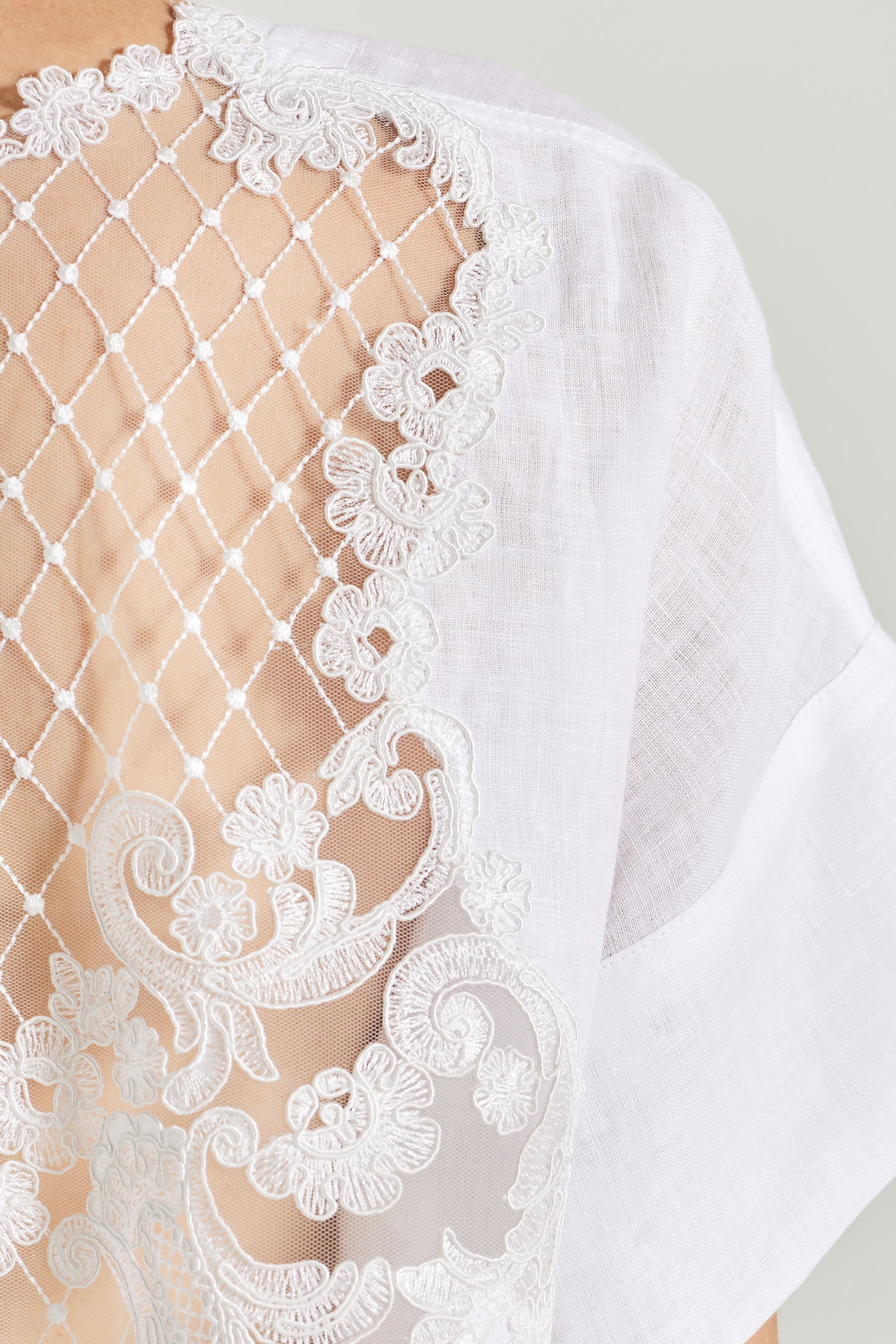 Linen Shirt With Bottom Lace Details And Open Back