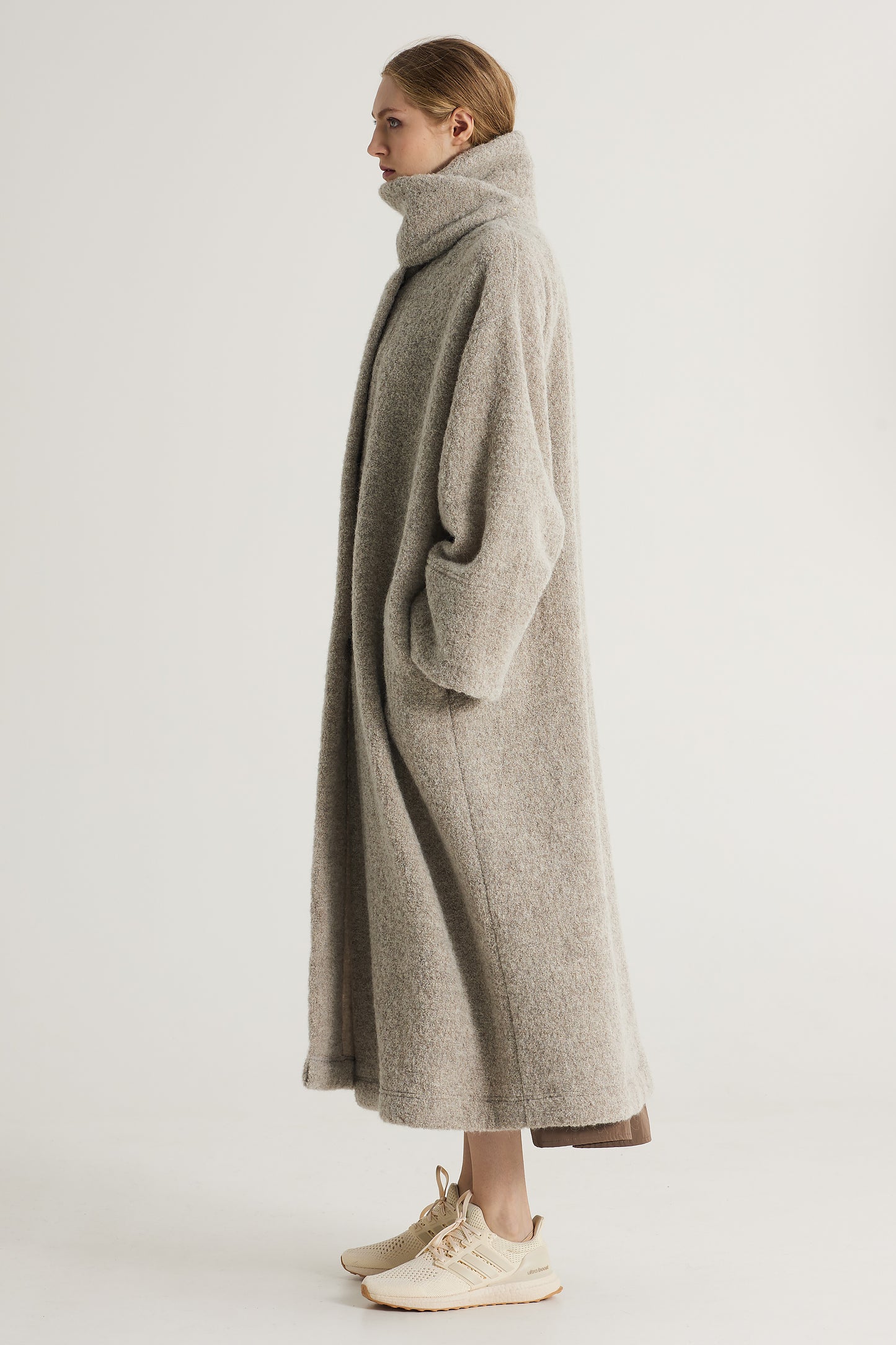 Long Wool Coat With Pockets