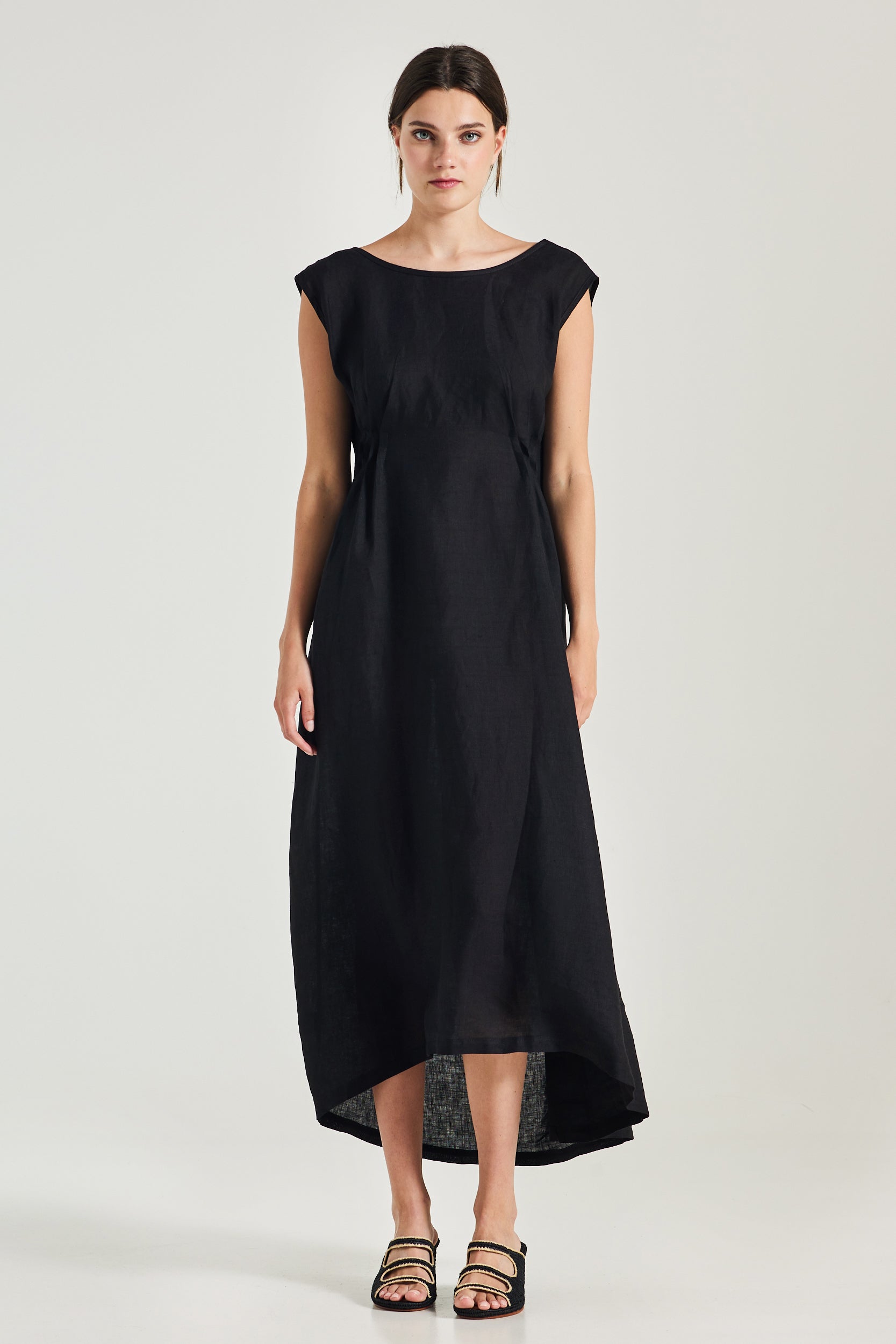 Linen Dress With Asymmetric Open Back With Leather Linen Dress With Asymmetric Open Back With Leather