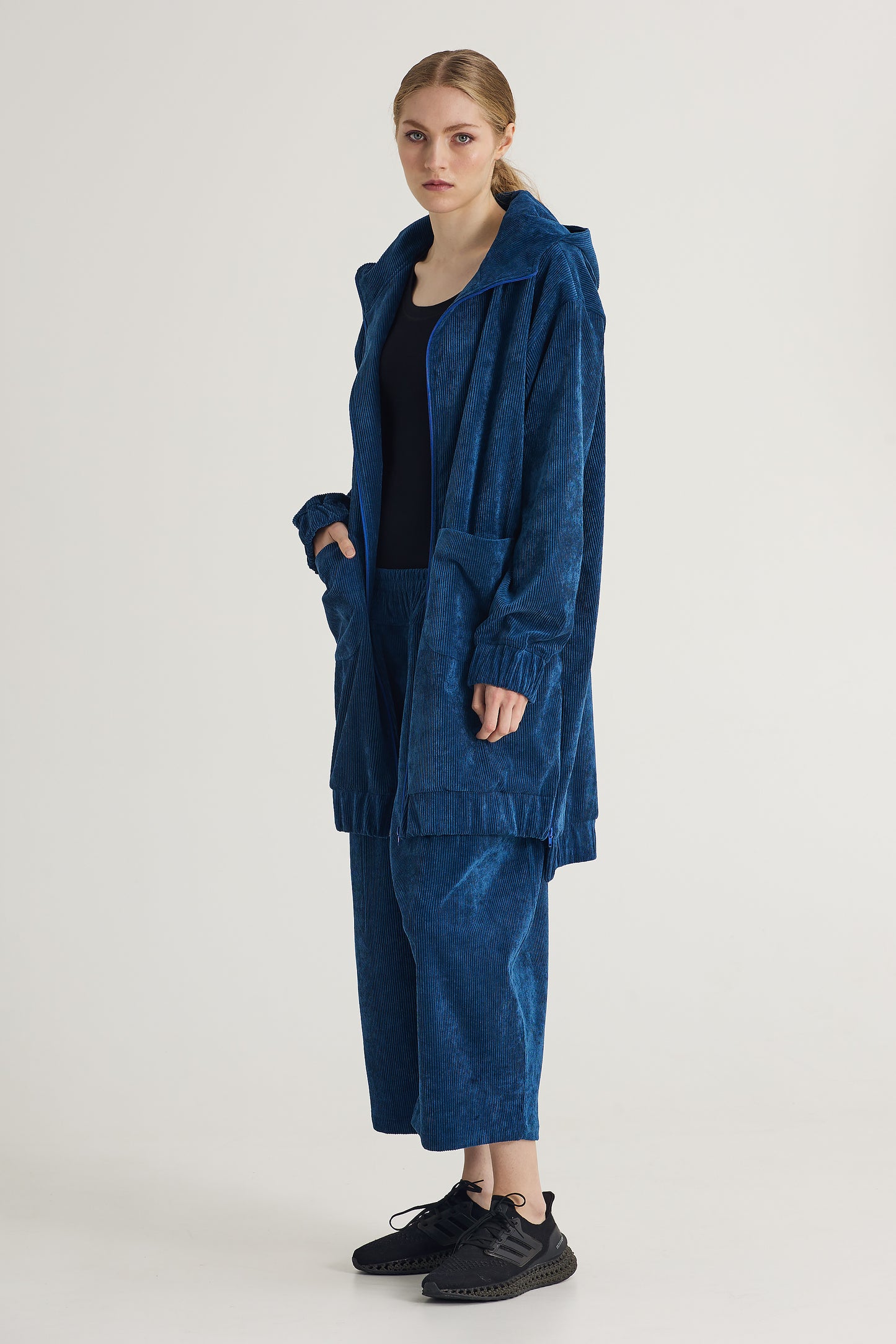 Long Corduroy Jacket With Pockets And Hood
