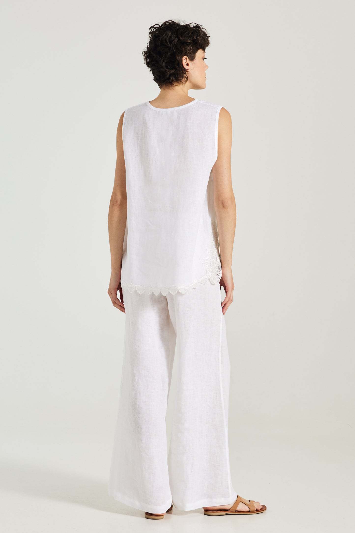 Linen Blouse With Bottom Lace Details