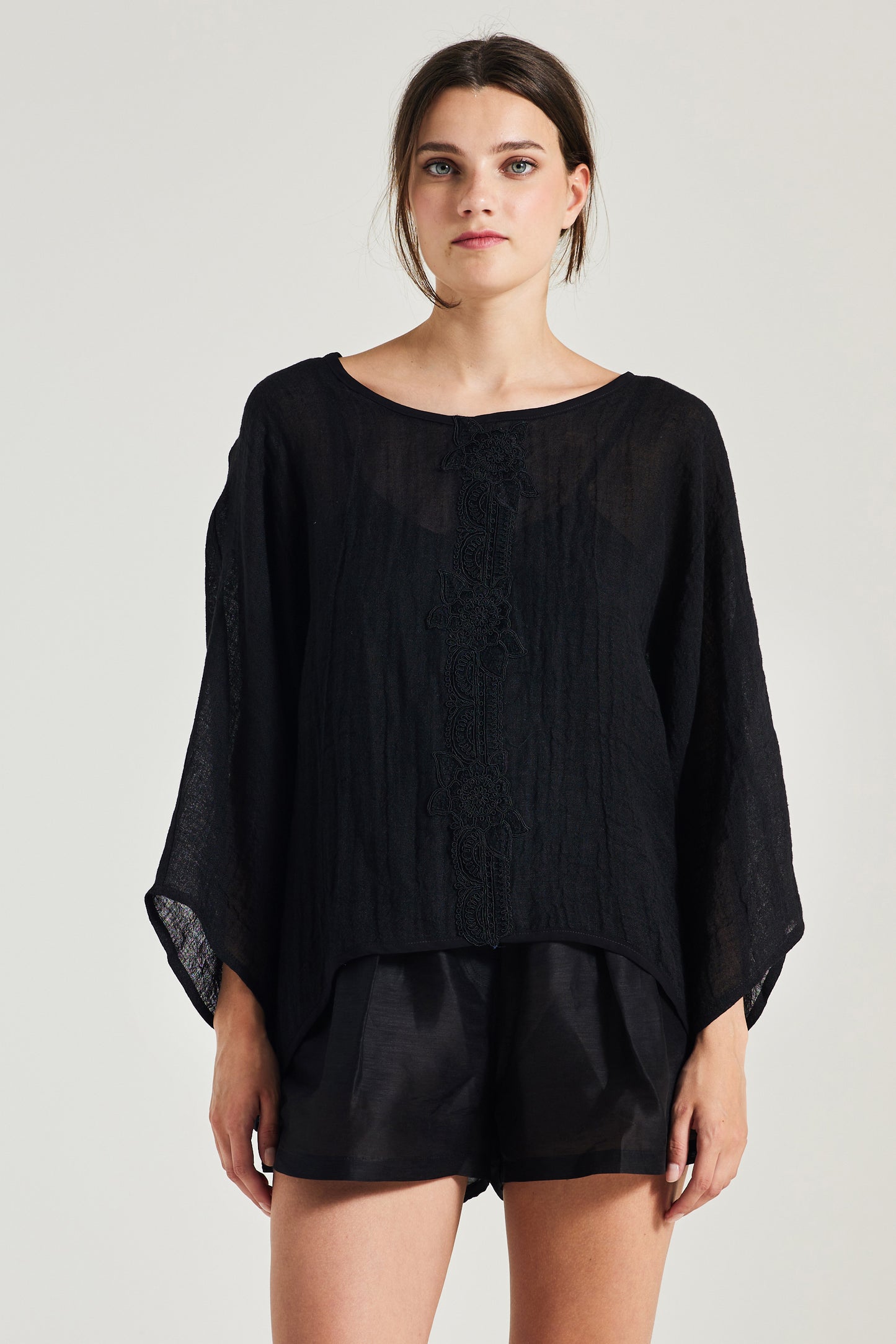 Linen Blouse With Middle Lace Details