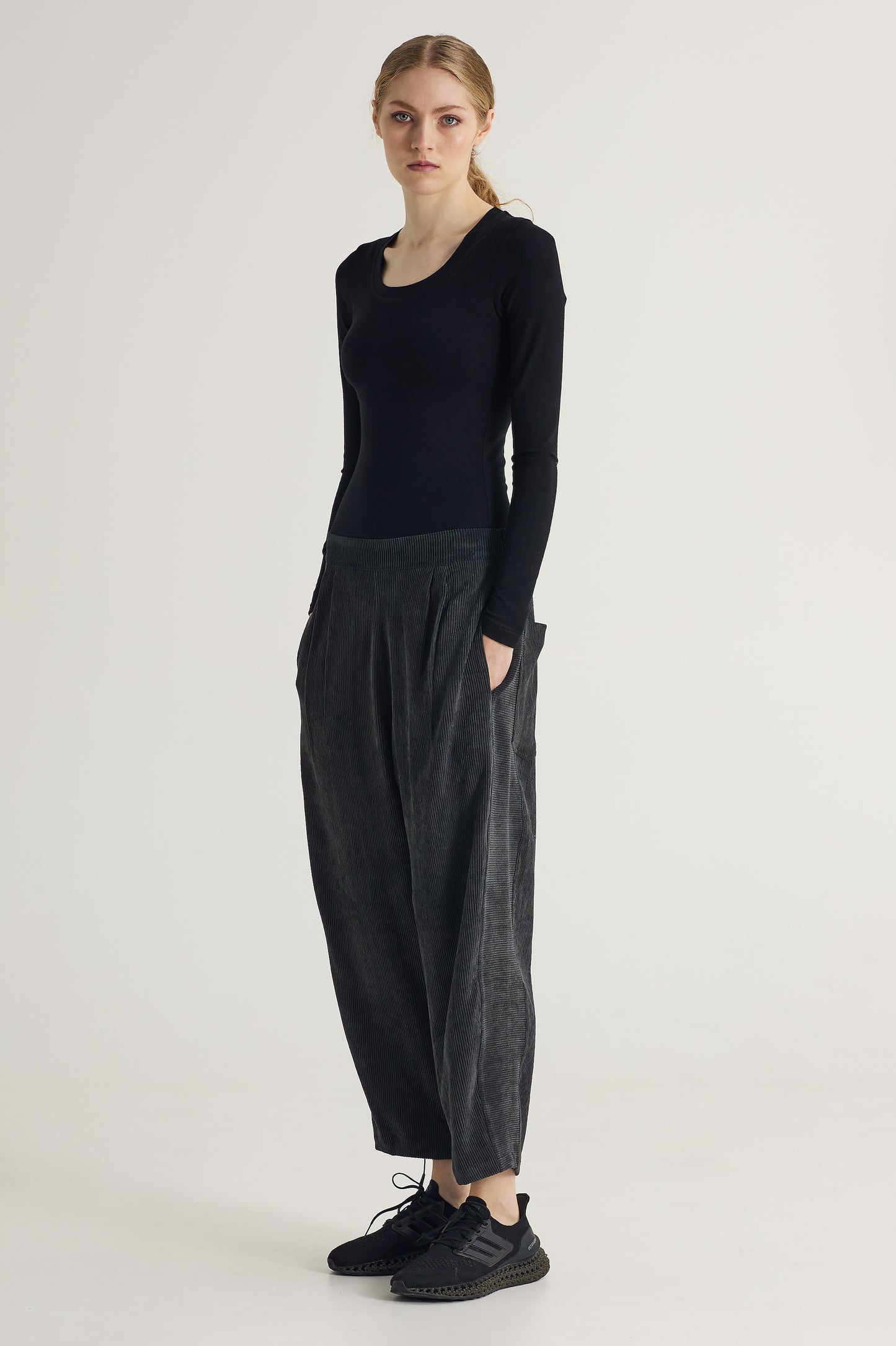 Corduroy Pants With Elastic Waistband And Back Pockets