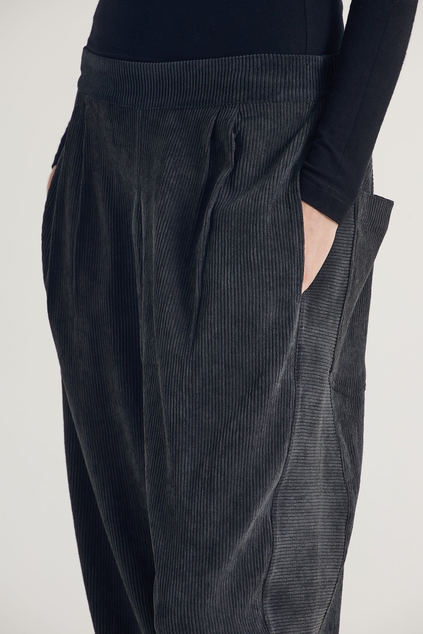 Corduroy Pants With Elastic Waistband And Back Pockets
