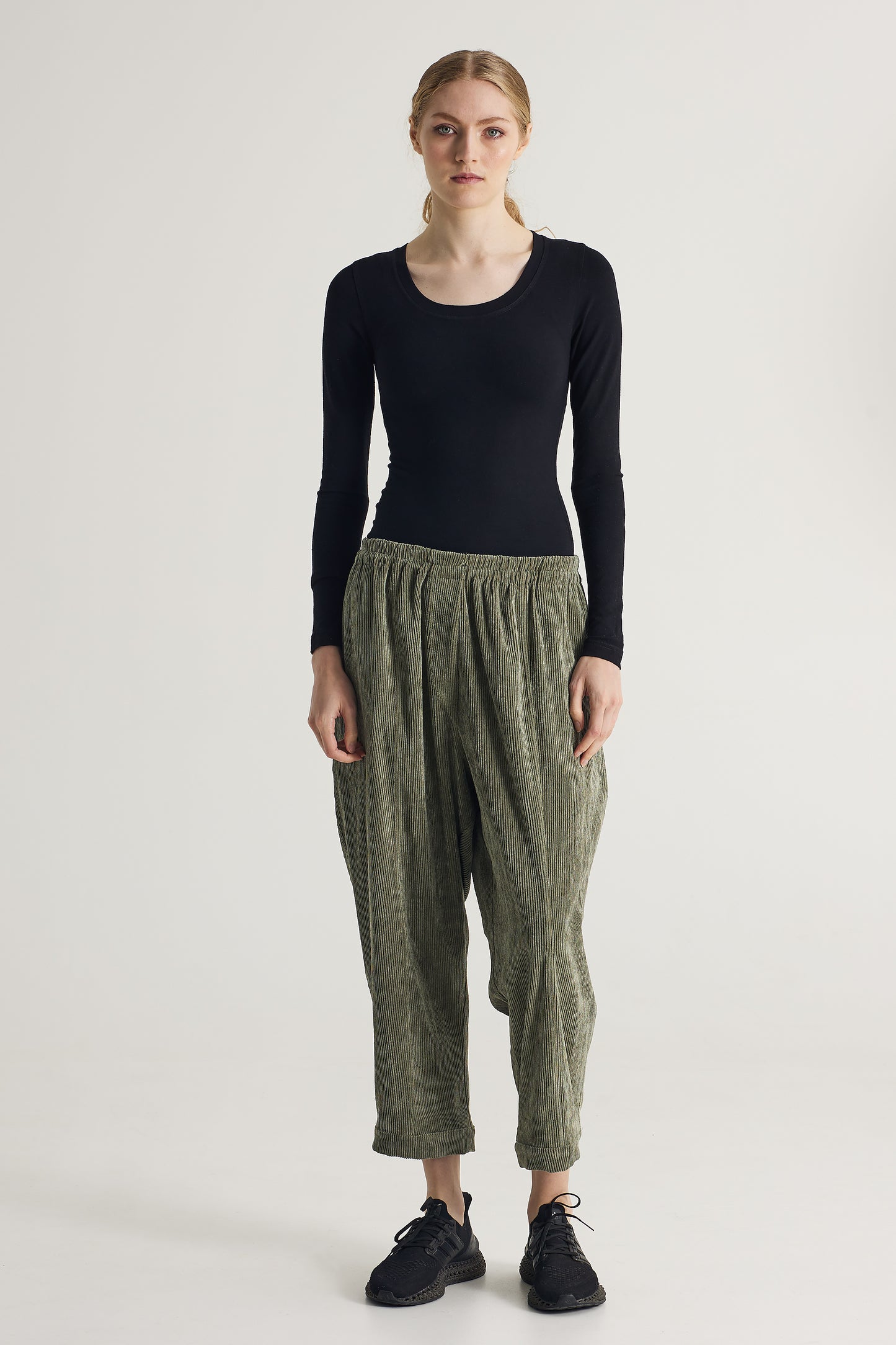 Oversize Corduroy Trousers With Elastic Waistband
