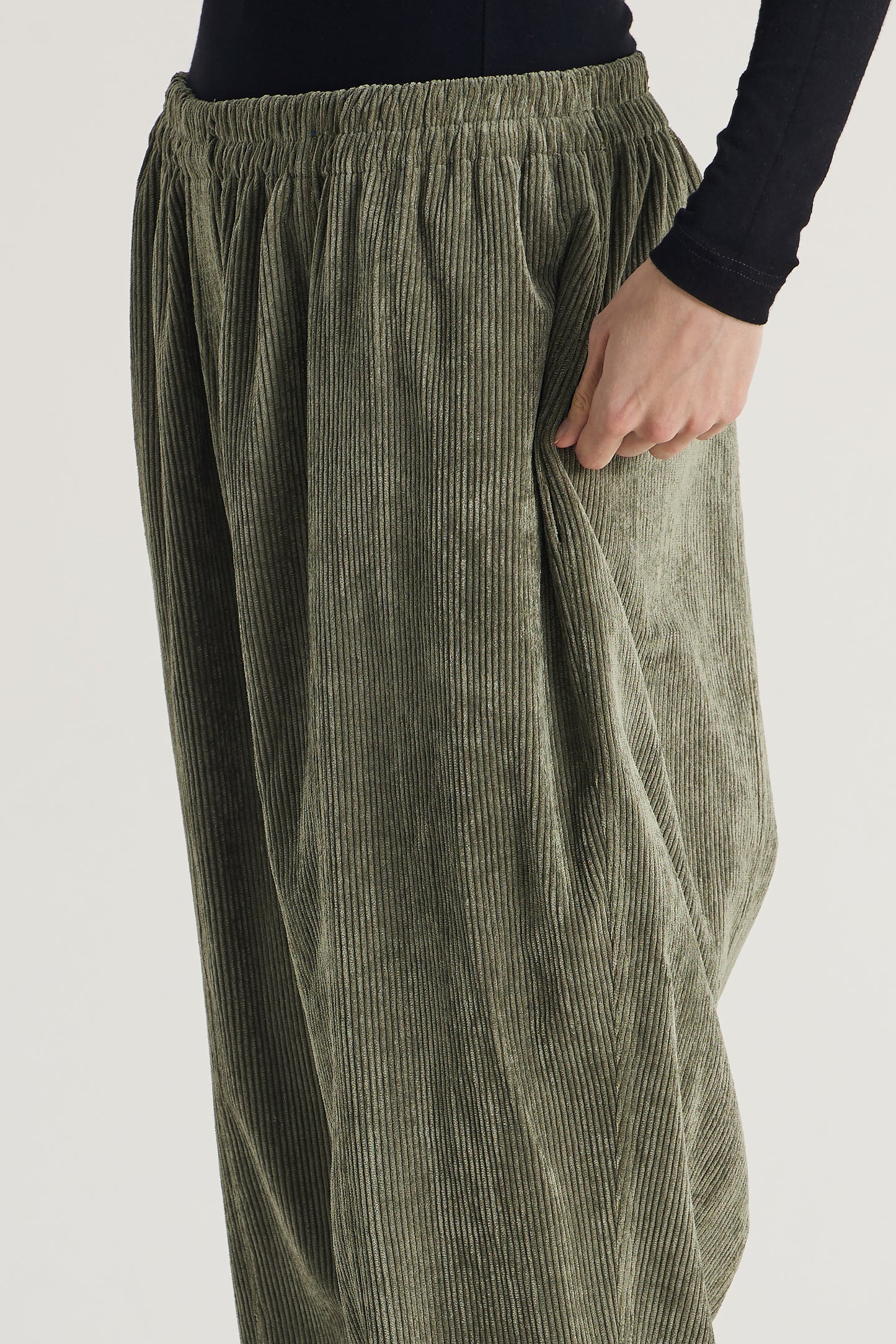 Oversize Corduroy Trousers With Elastic Waistband