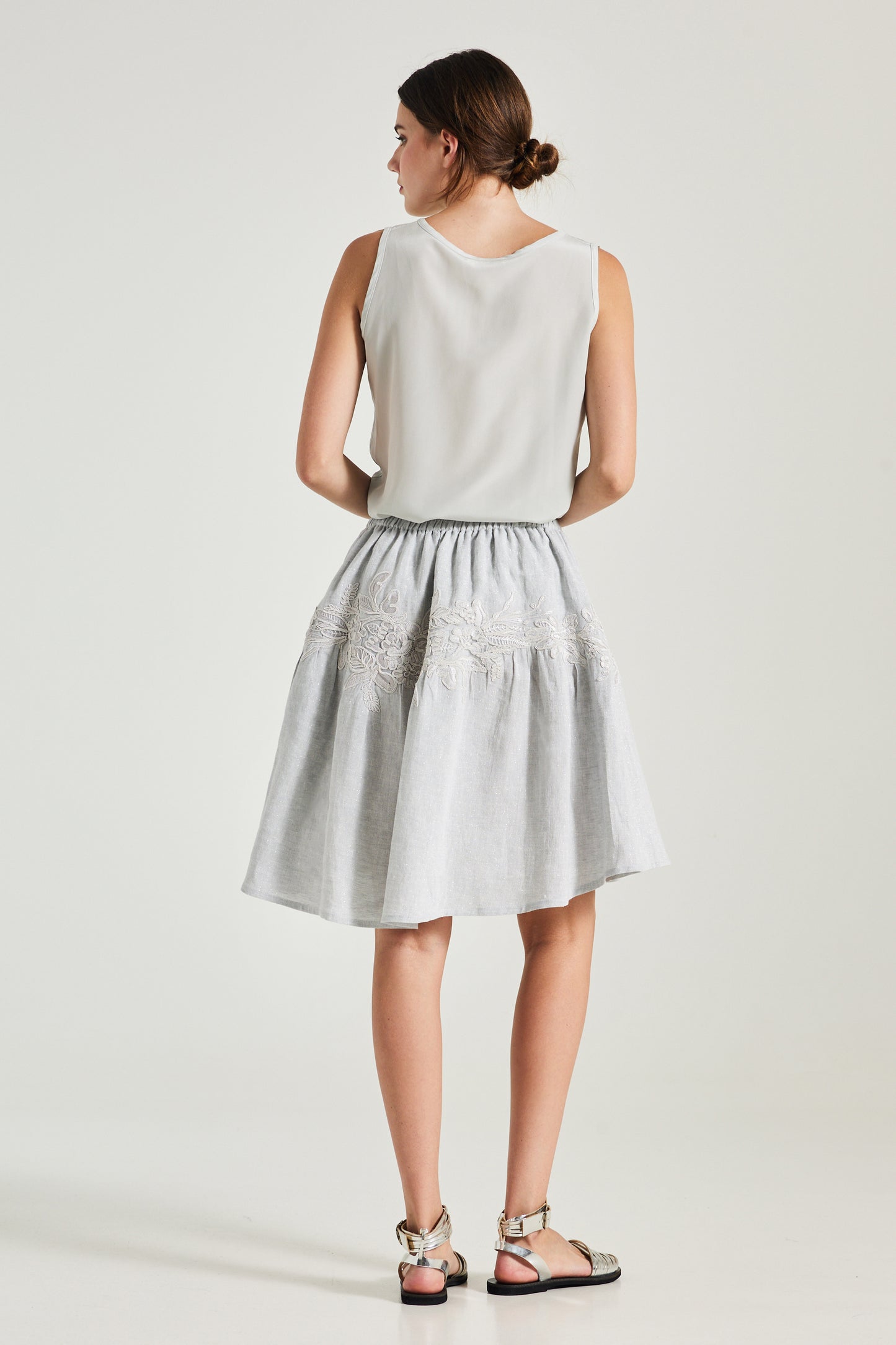 Linen Skirt With Lace Hip Details And Elastic Waistband
