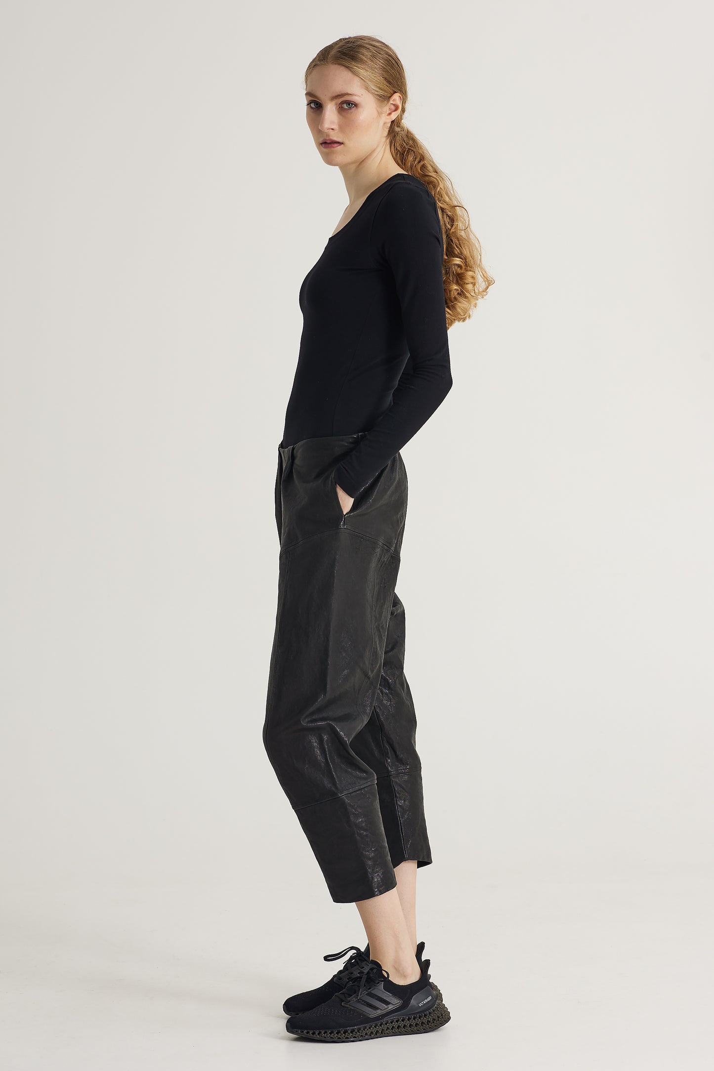 Leather Pants With Pockets And Back Elastic Waistband