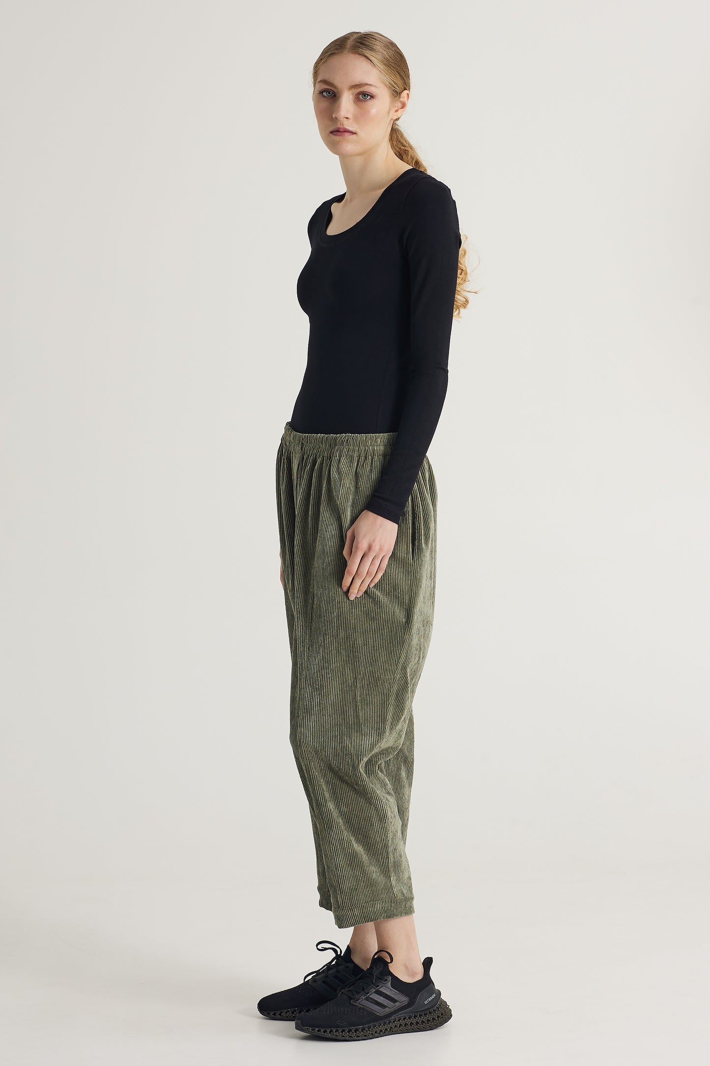 Oversize Corduroy Trousers With Elastic Waistband