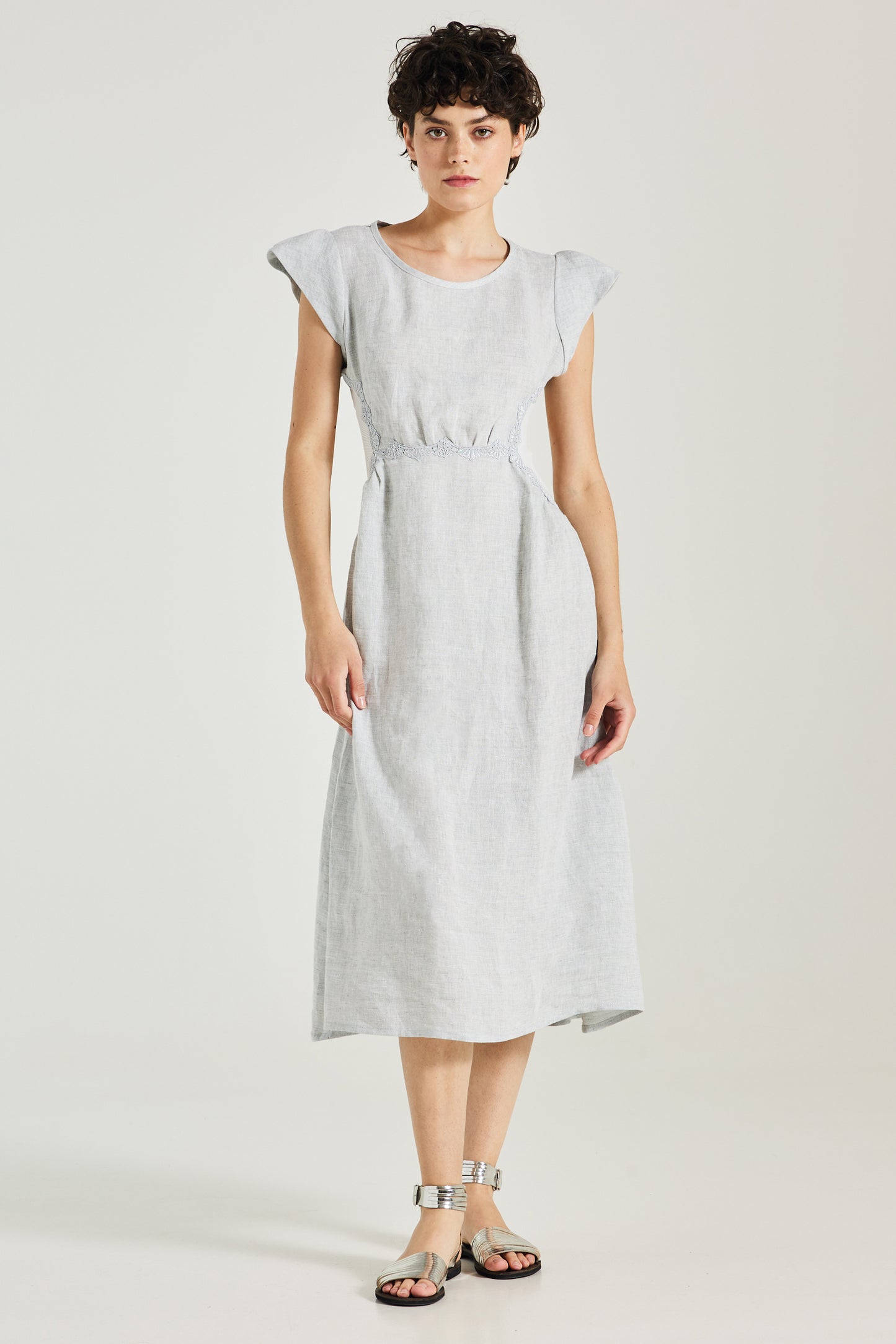 Linen Dress With Elastic Open Back And Waist Lace Details