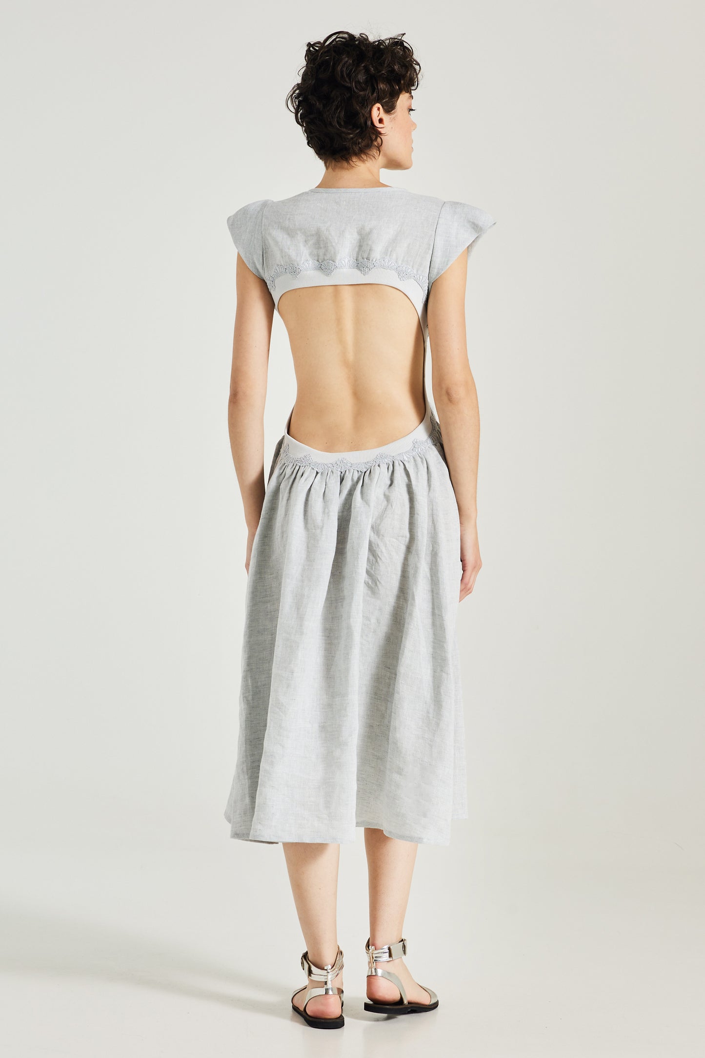 Linen Dress With Elastic Open Back And Waist Lace Details