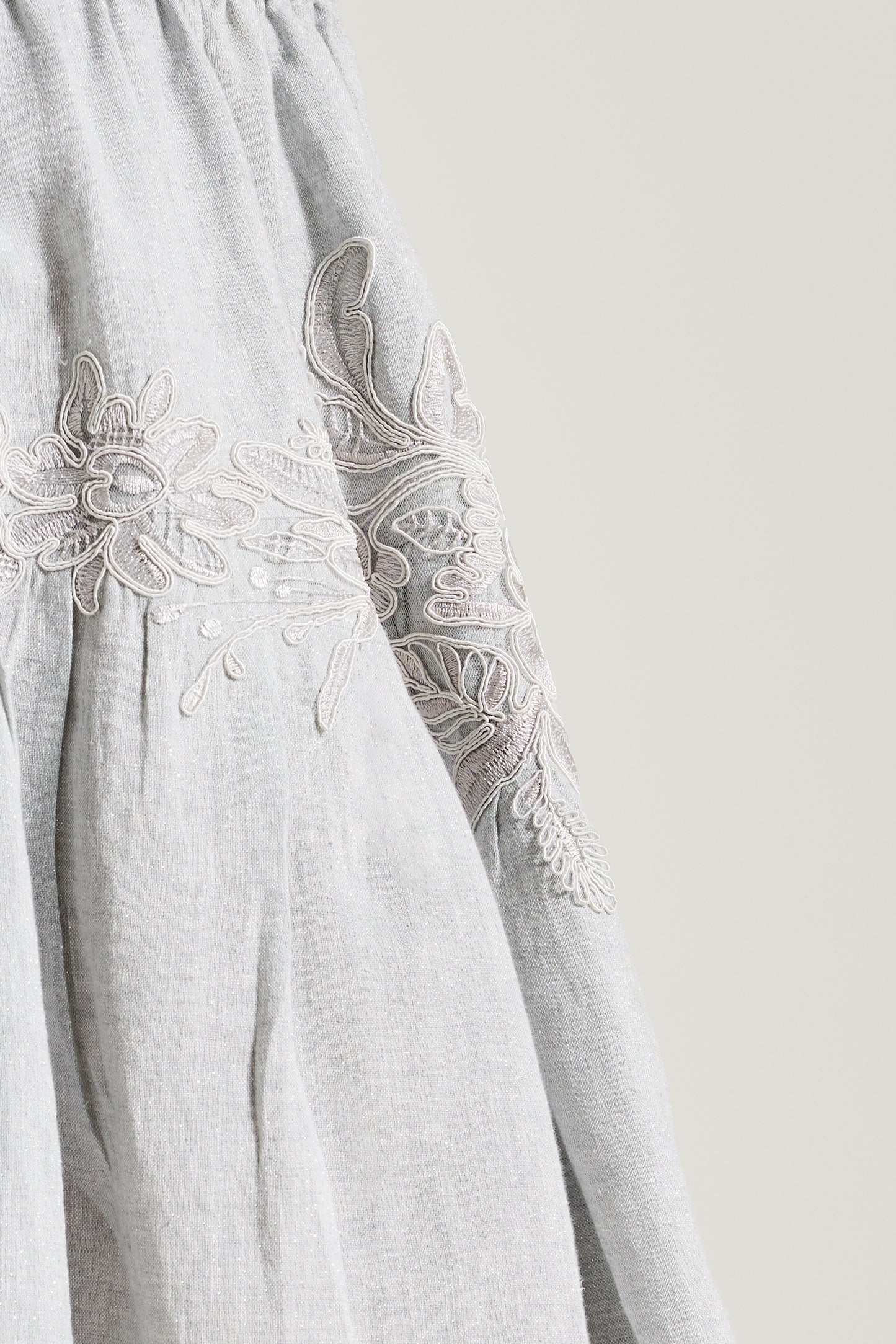 Linen Skirt With Lace Hip Details And Elastic Waistband