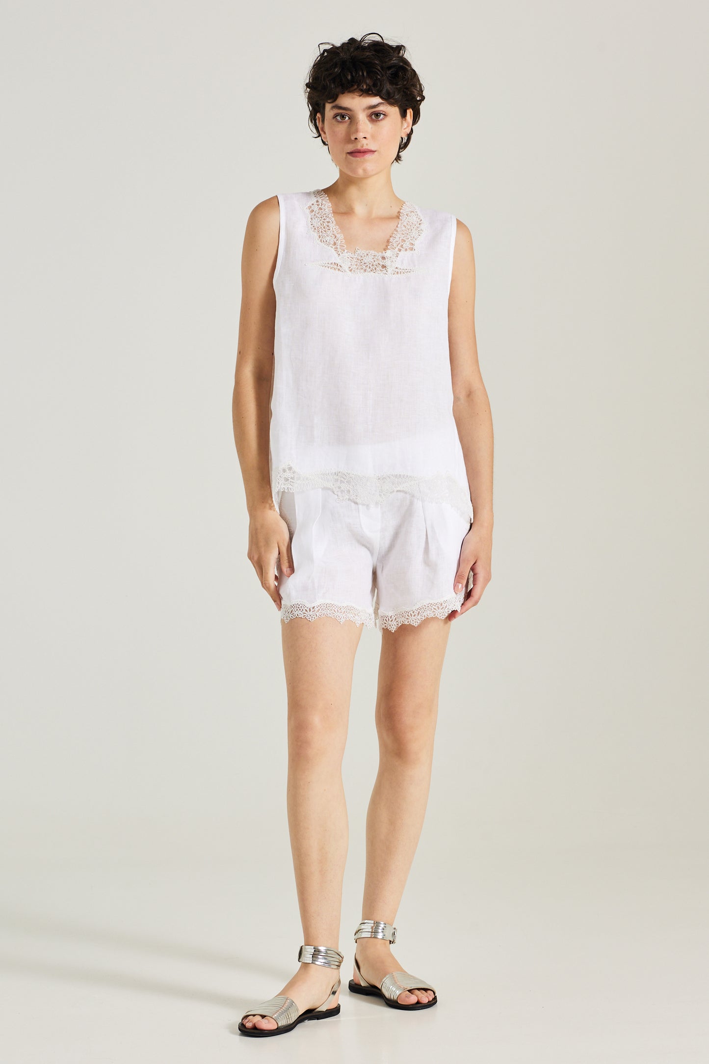 Top With Neckline Lace Details