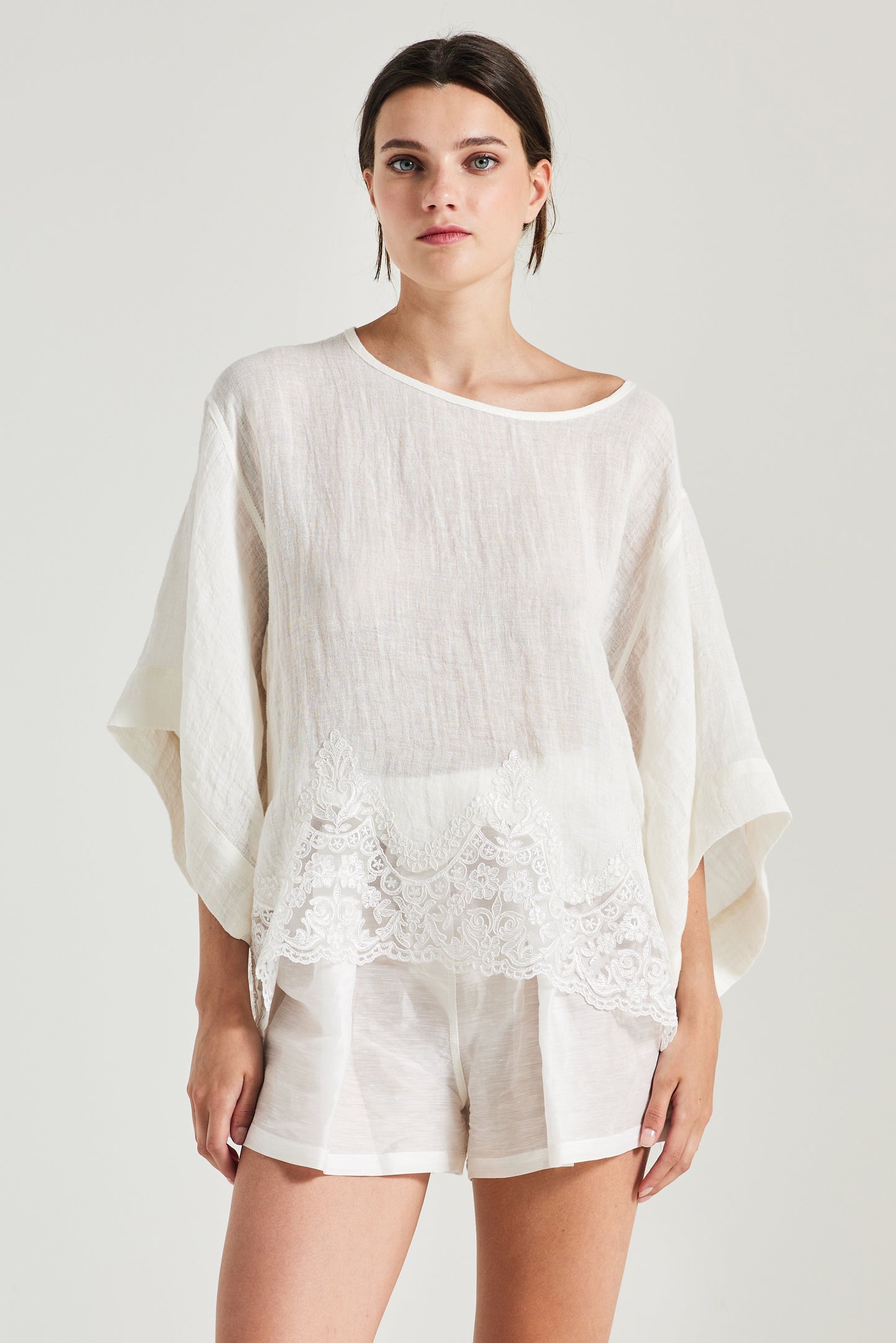 Linen Oversize Blouse With Bottom Lace