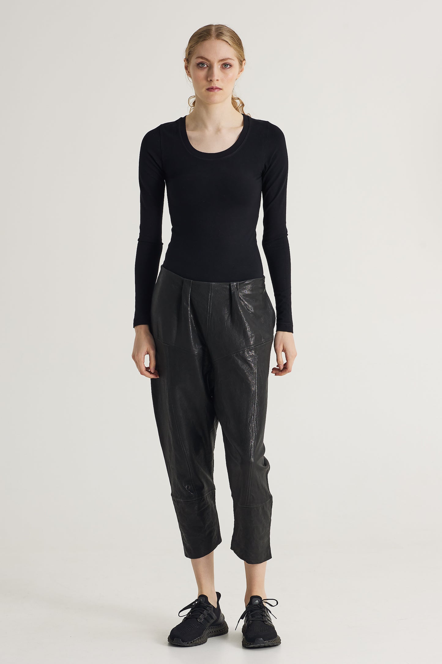 Leather Pants With Pockets And Back Elastic Waistband