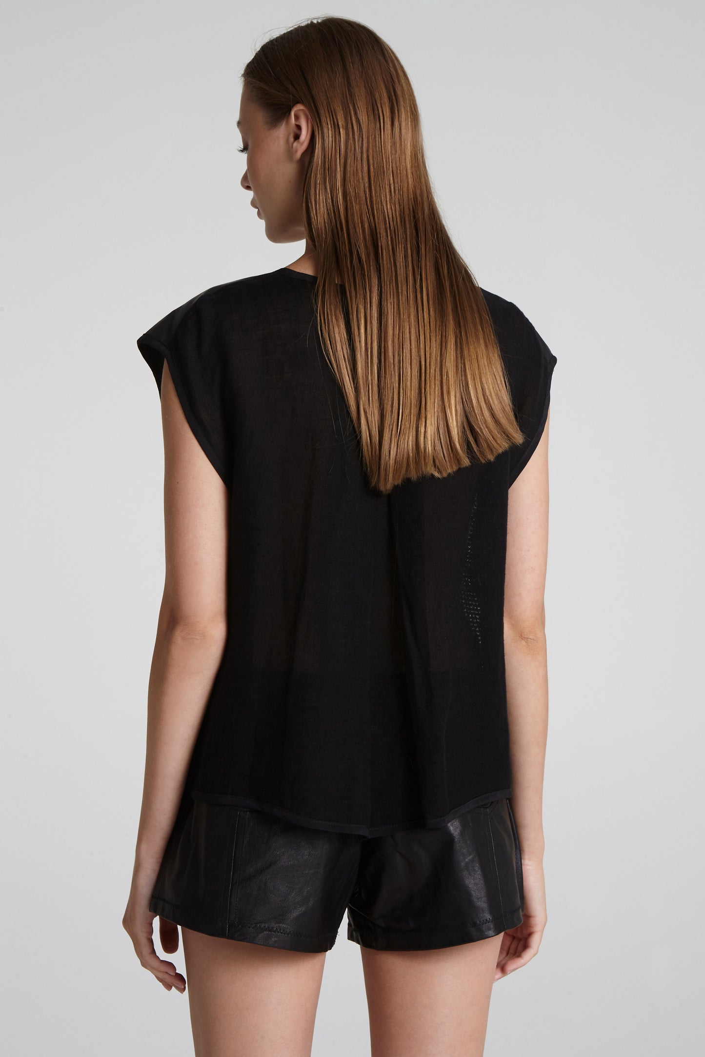 Wide leather top