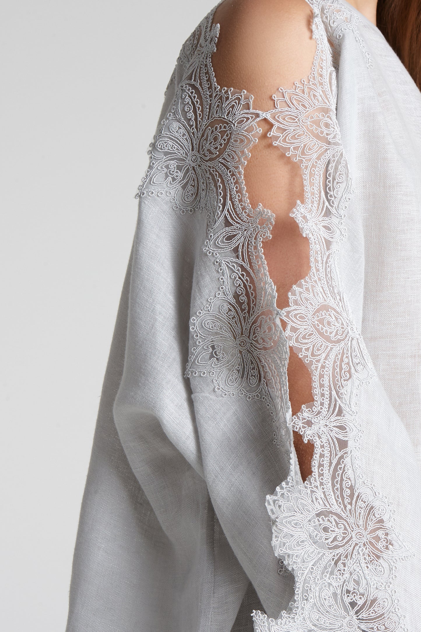 Open sleeves lace blouse