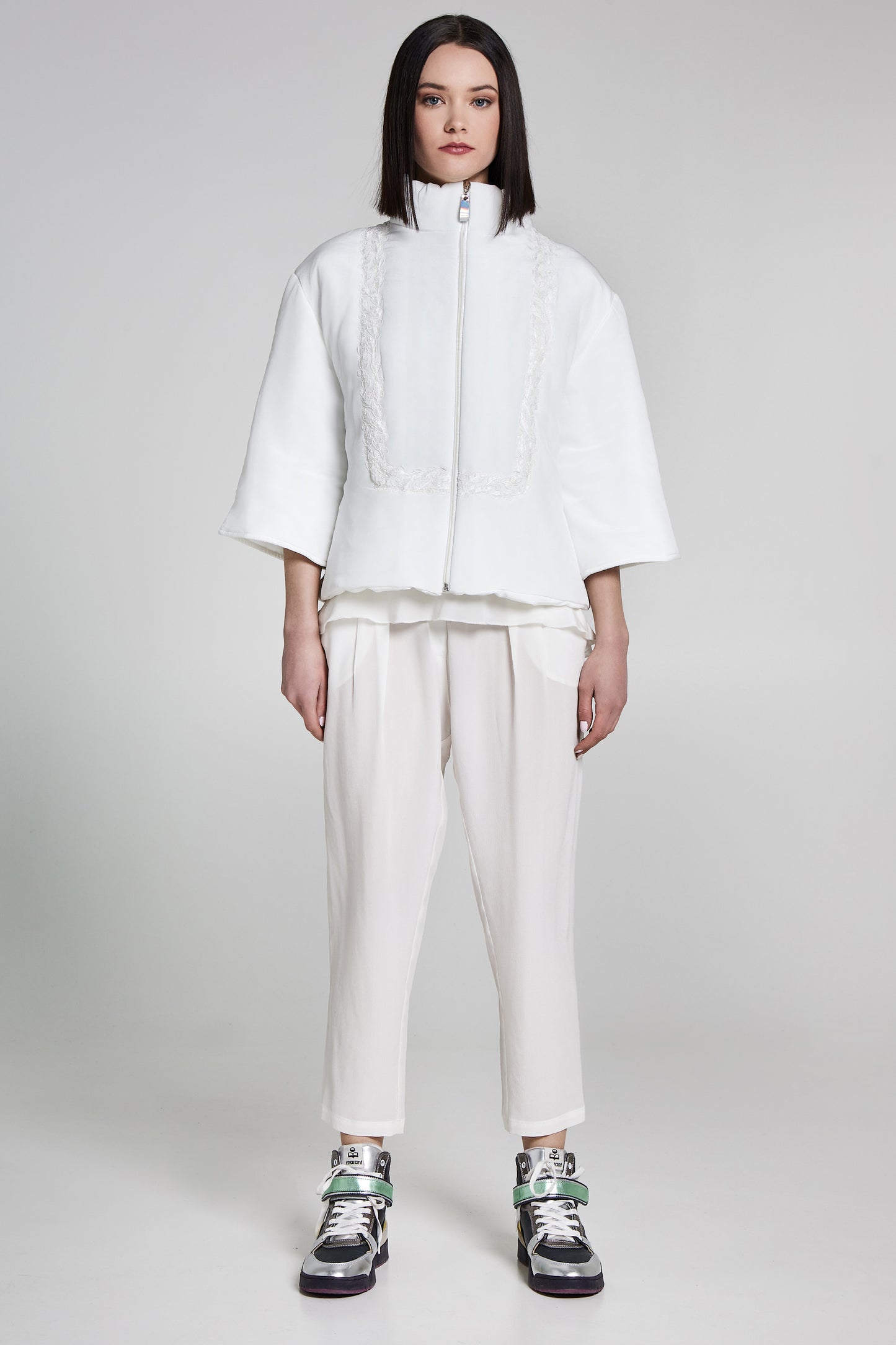 Short puffy jacket with zip