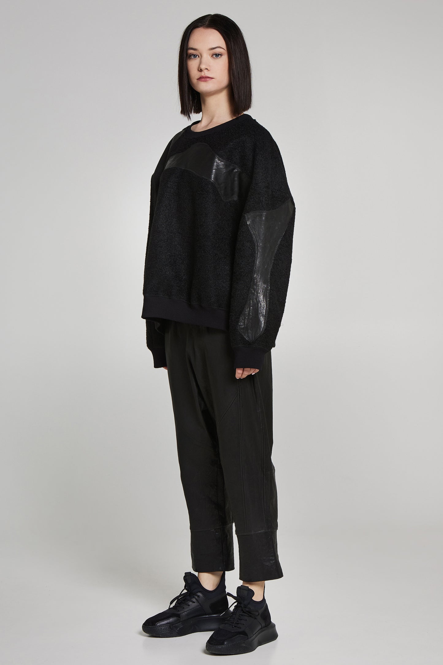 Oversized blouse with leather