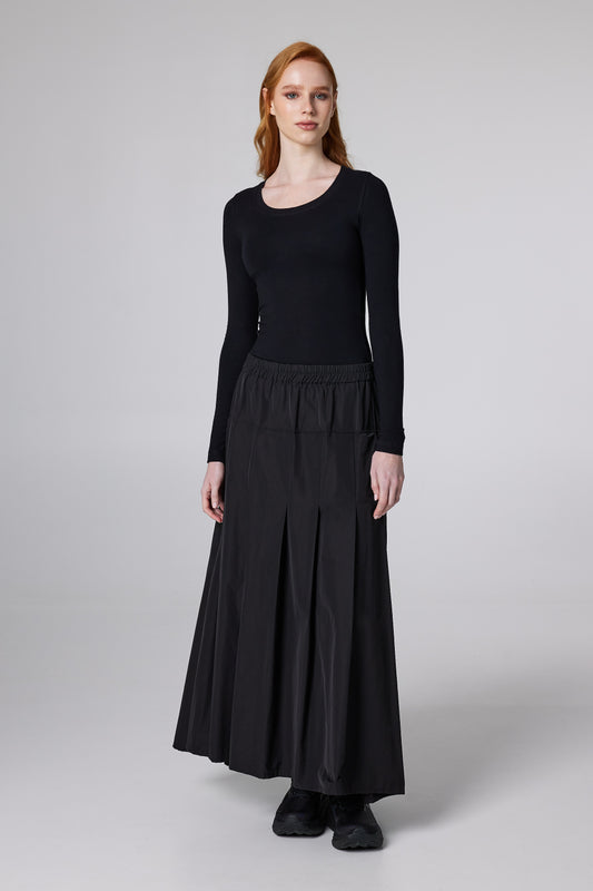 Long Pleated Skirt With Elastic Waistband