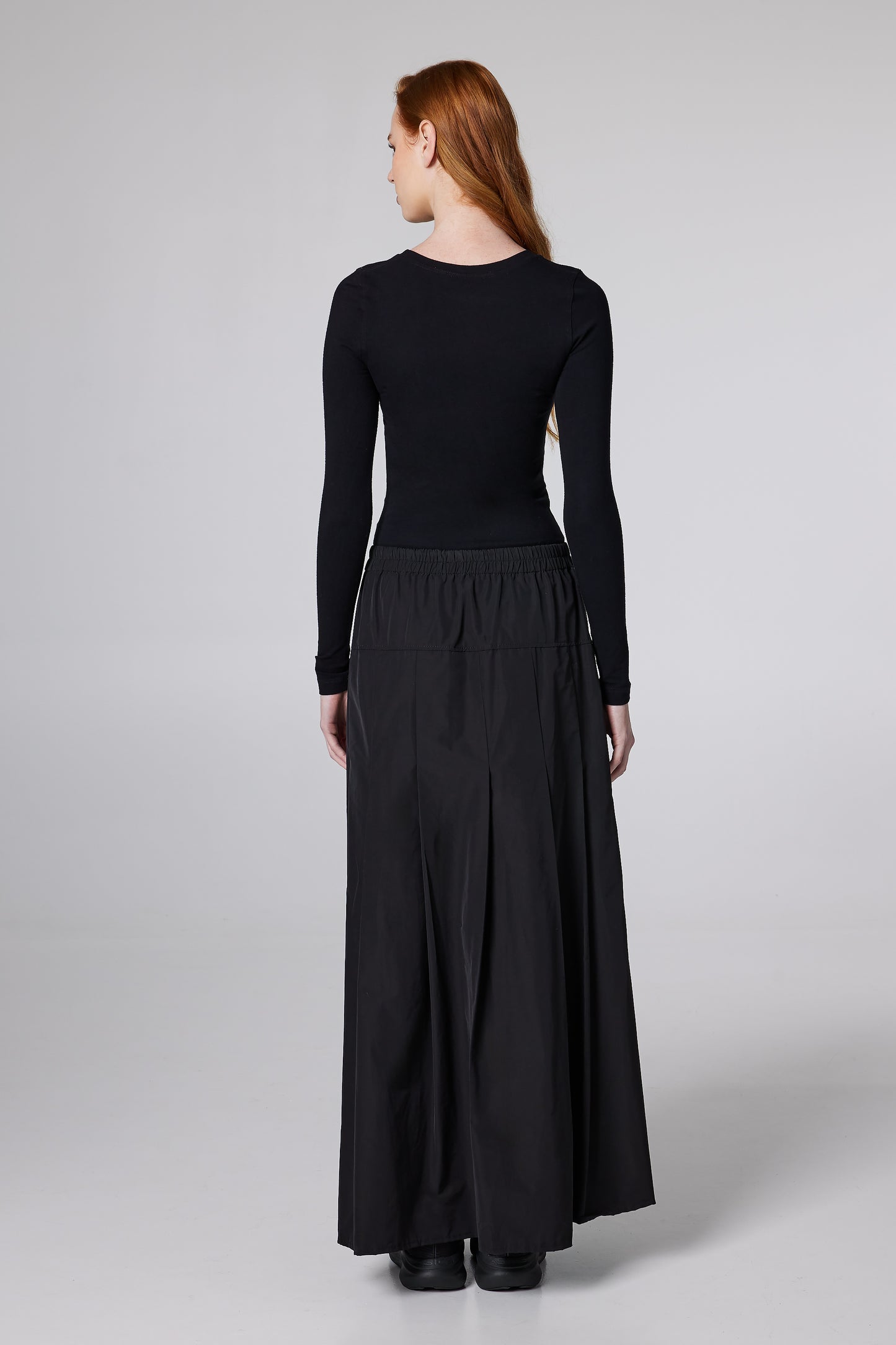 Long Pleated Skirt With Elastic Waistband