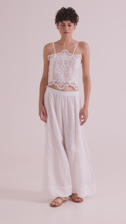 Sleeveless Top With Front Lace And Back Ribbons