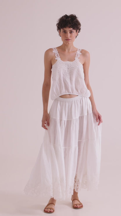 Sleeveless Top With Bottom Elastic