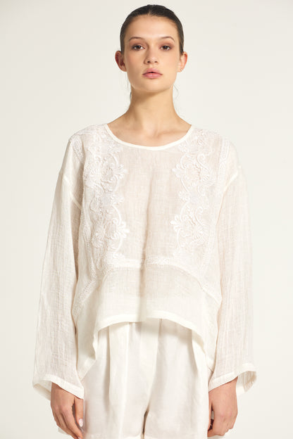 Long sleeve blouse with lace