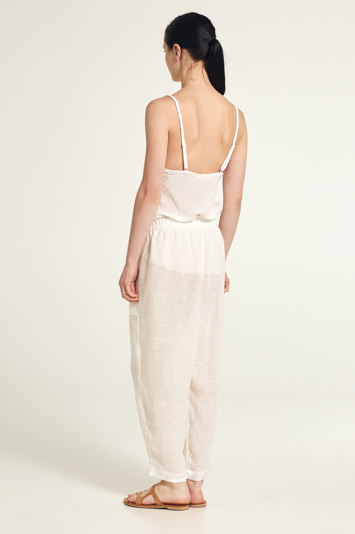 Baggy linen pants