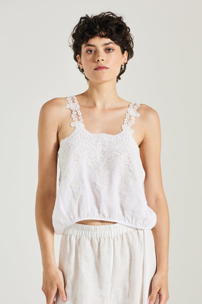 Sleeveless Top With Bottom Elastic