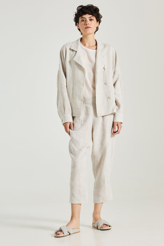 Linen Lapel Jacket With Button Closure