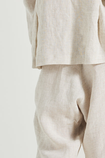 Linen Lapel Jacket With Button Closure