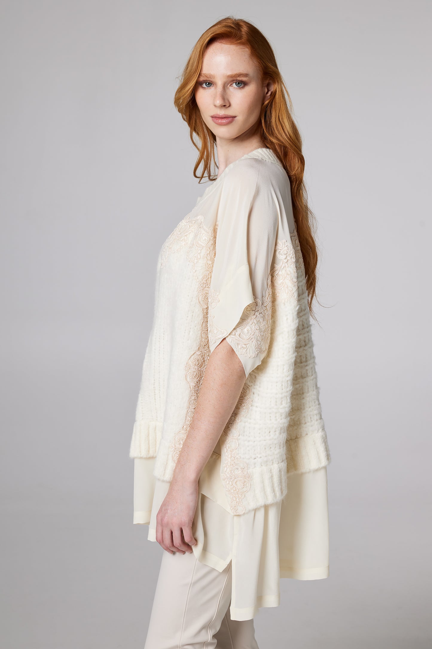 Knitwear Blouse With Top Lace And Silk Details