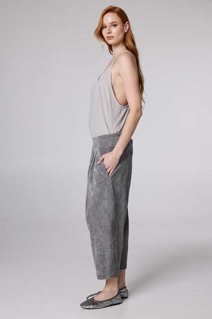 Corduroy Low-Rise Trousers With Pockets