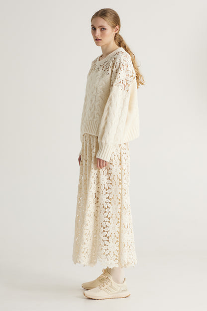 Knitwear Blouse With Top Flower Lace Details
