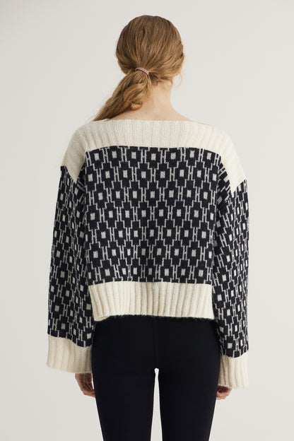 Wool Sweater With Bicolor Knitted Pattern