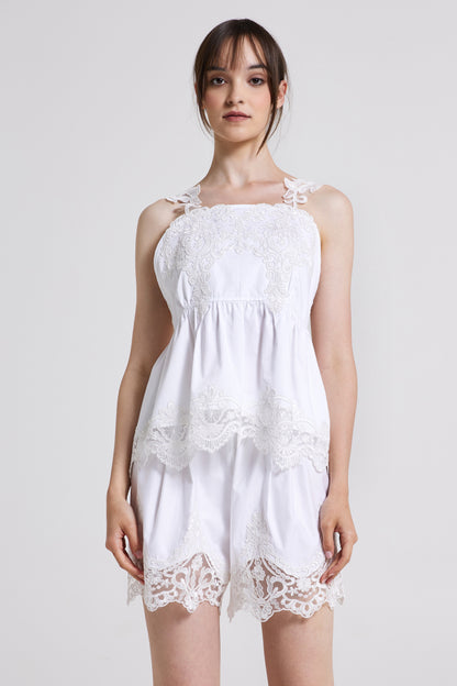 Cotton Shorts With Bottom Lace Details And Elastic Waistband